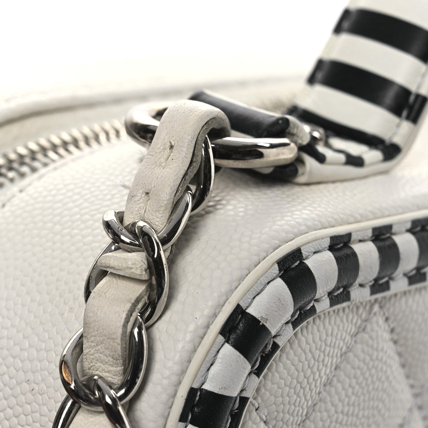 Caviar Quilted Striped Medium CC Filigree Vanity Case White Black
