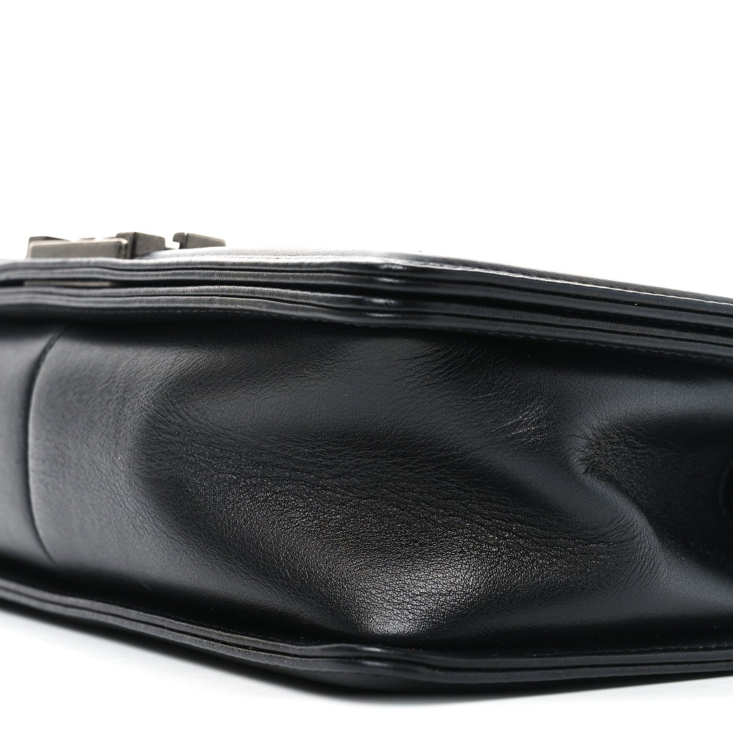 Calfskin Woven Medium Boy Flap Black White