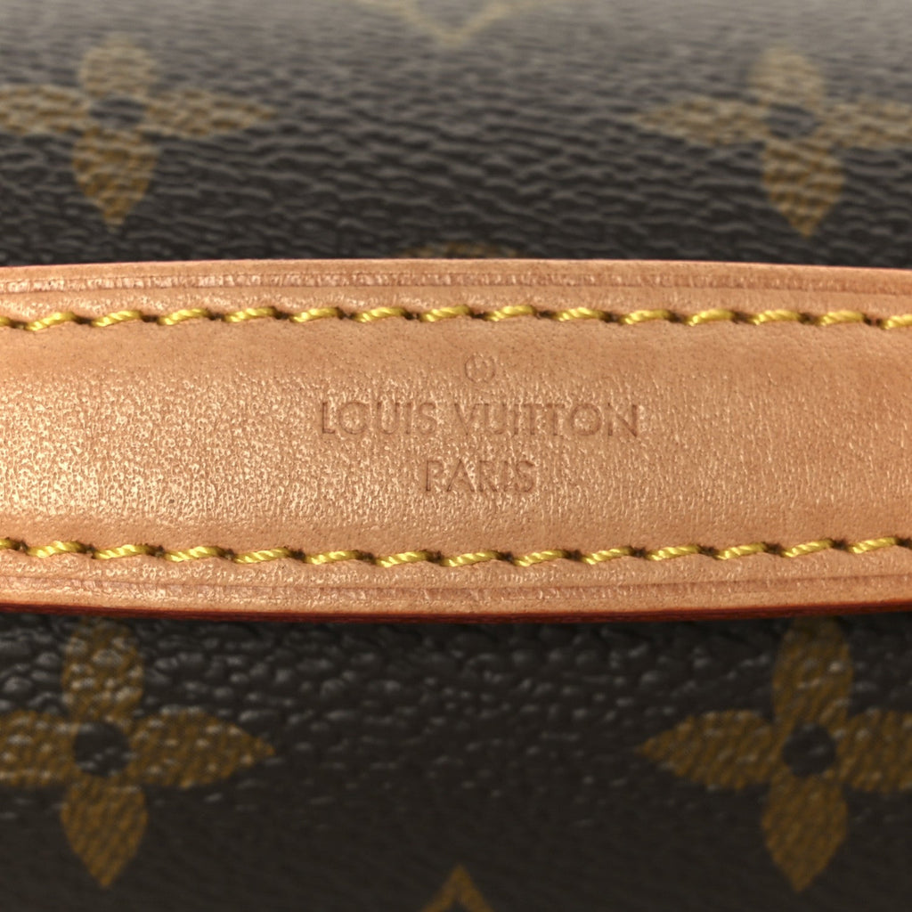 Monogram Pochette Metis East West