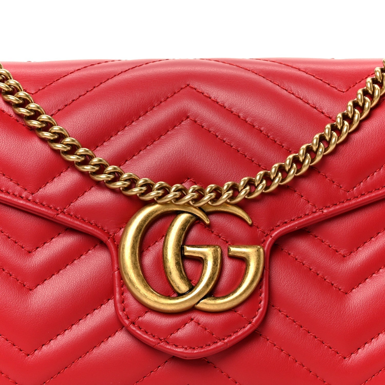 Calfskin Matelasse GG Marmont Chain Wallet Hibiscus Red