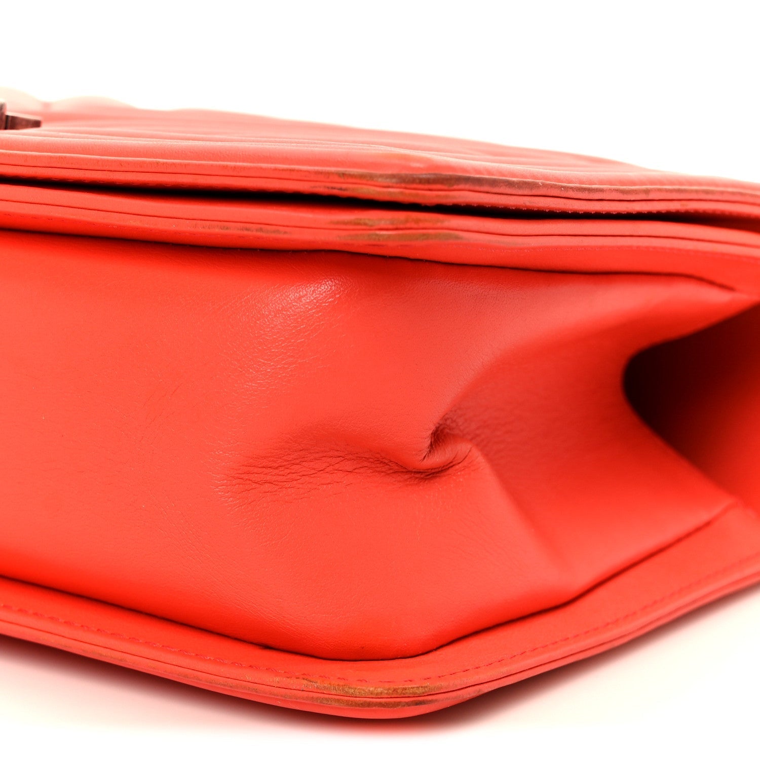 Lambskin Chevron Quilted Medium Boy Flap Red