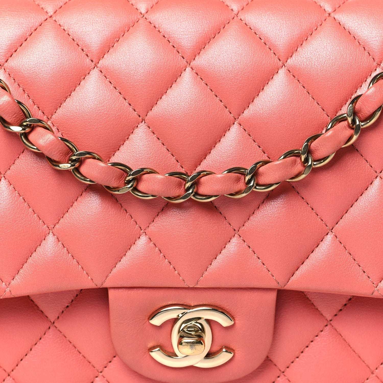 Iridescent Lambskin Quilted Medium Double Flap Pink