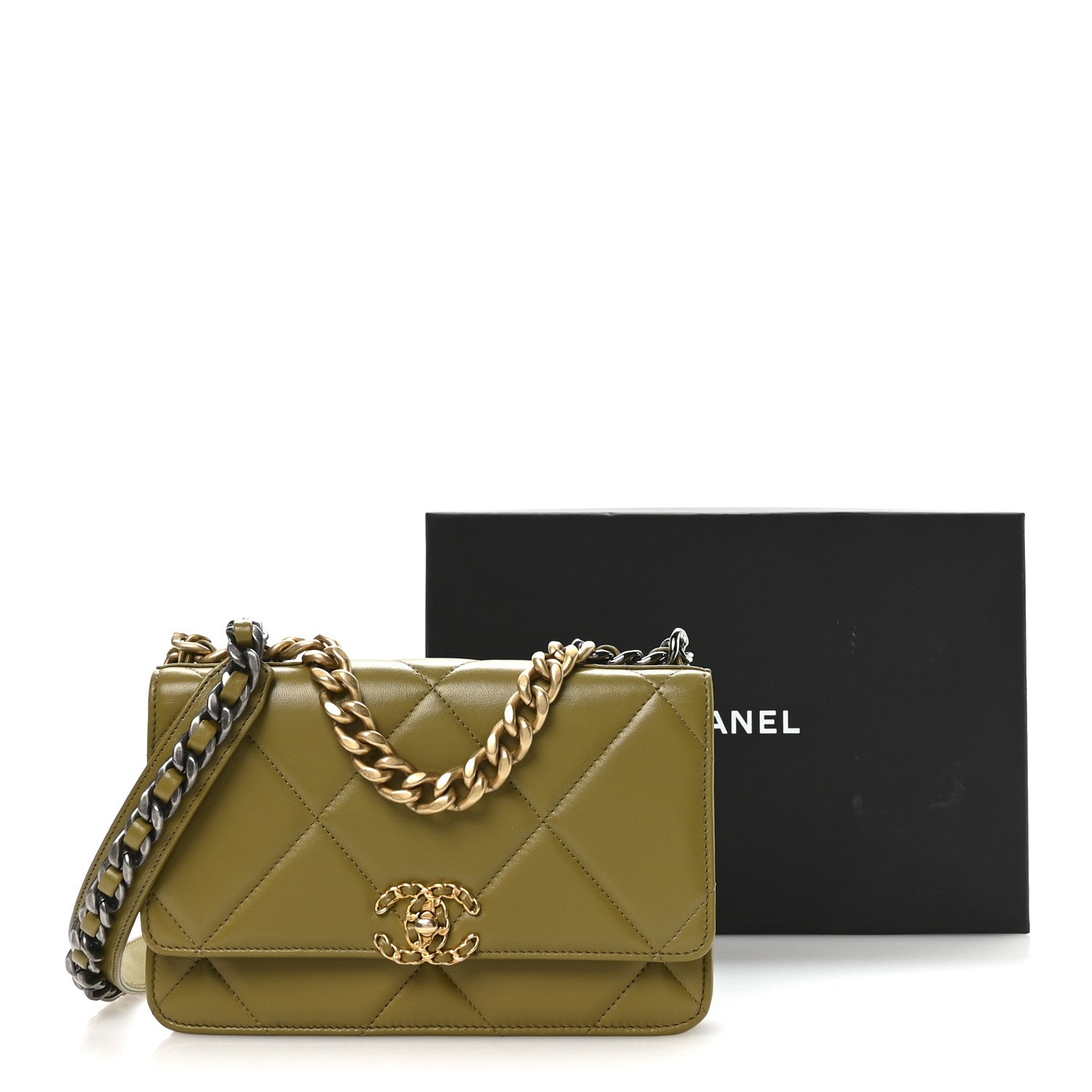 Lambskin Quilted Chanel 19 Wallet On Chain WOC Green
