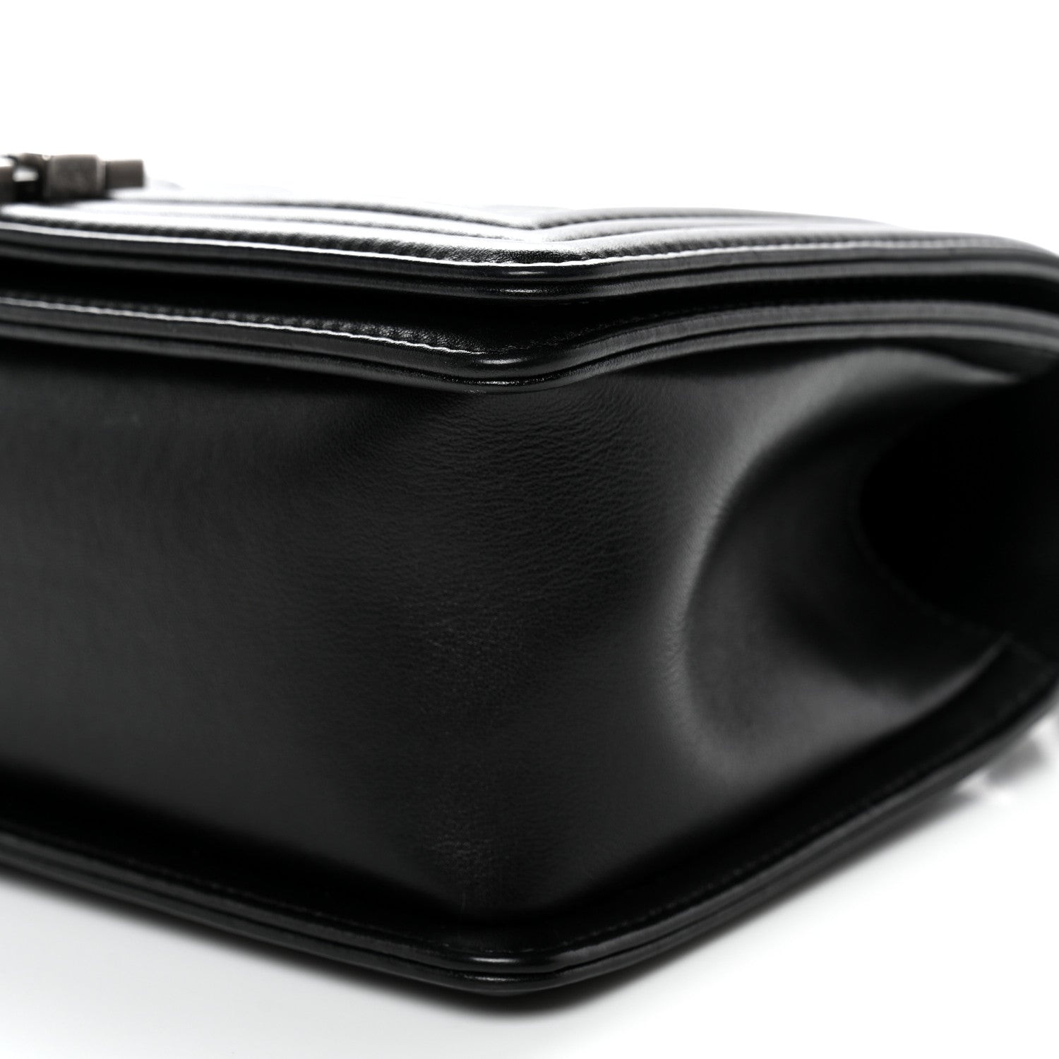 Lambskin Quilted Medium Boy Flap Black