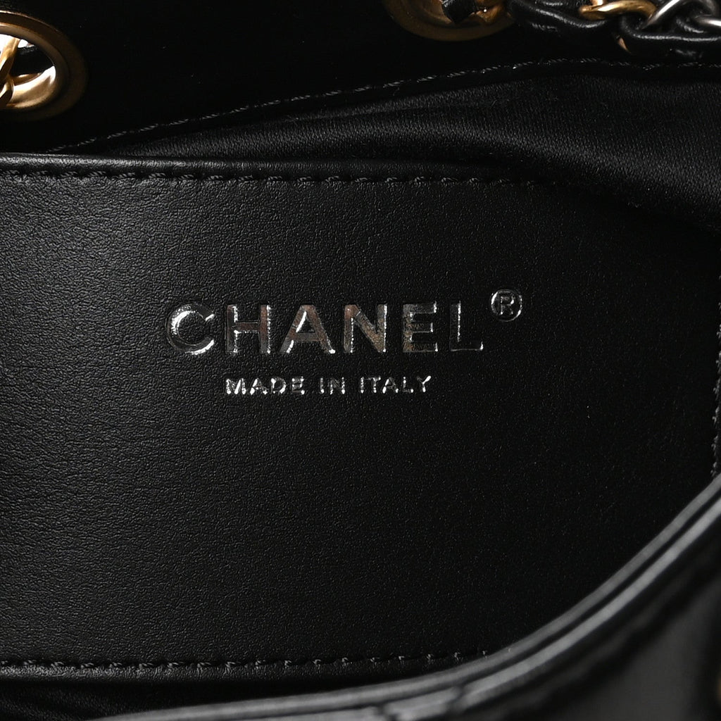 Shiny Crumpled Calfskin Quilted Mini Chanel 25 Handbag Black