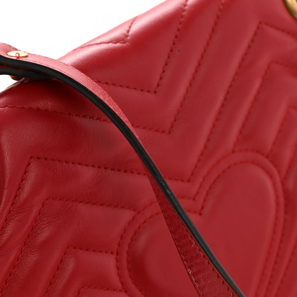 Calfskin Matelasse Small GG Marmont Shoulder Bag Hibiscus Red