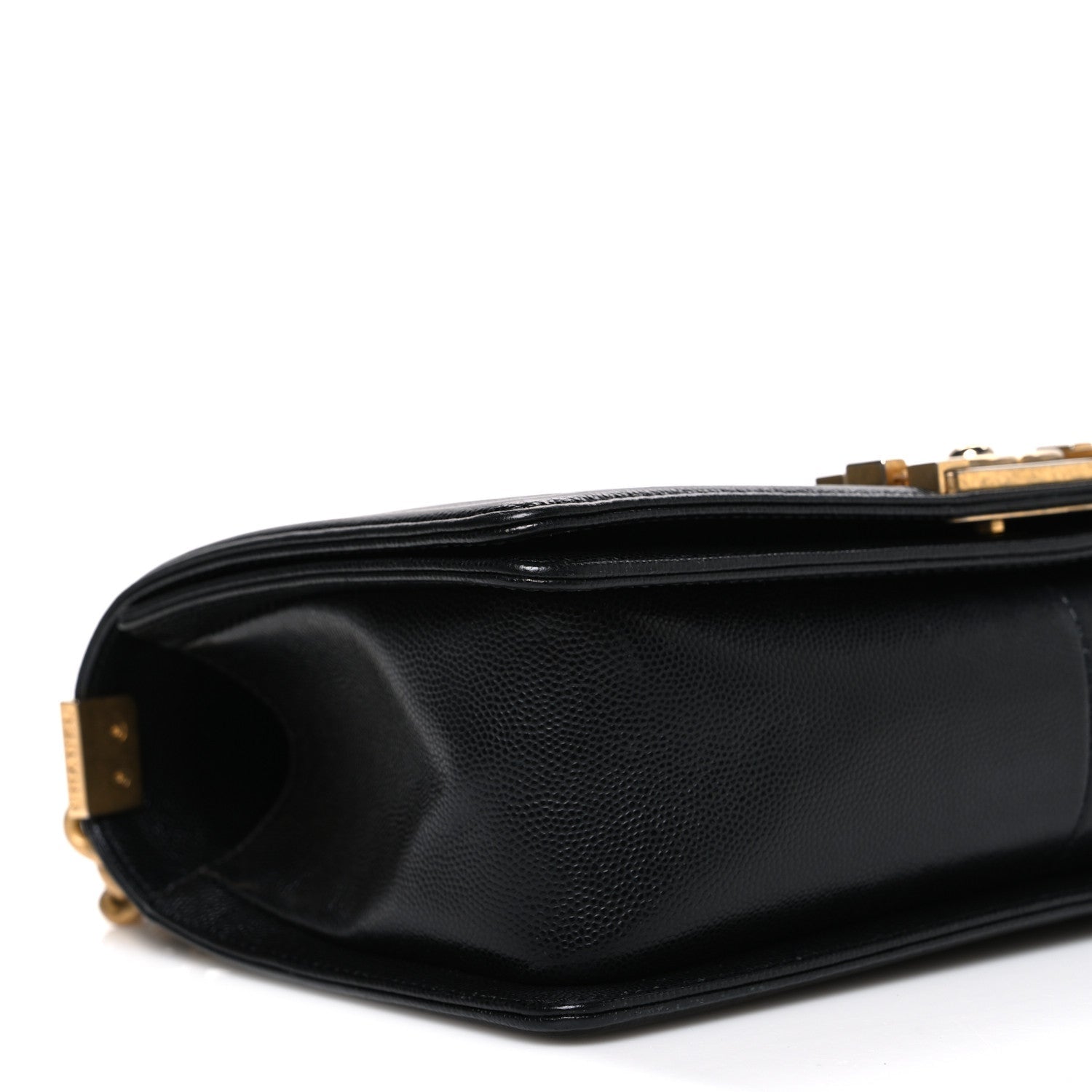 Caviar Quilted Medium Boy Flap Black