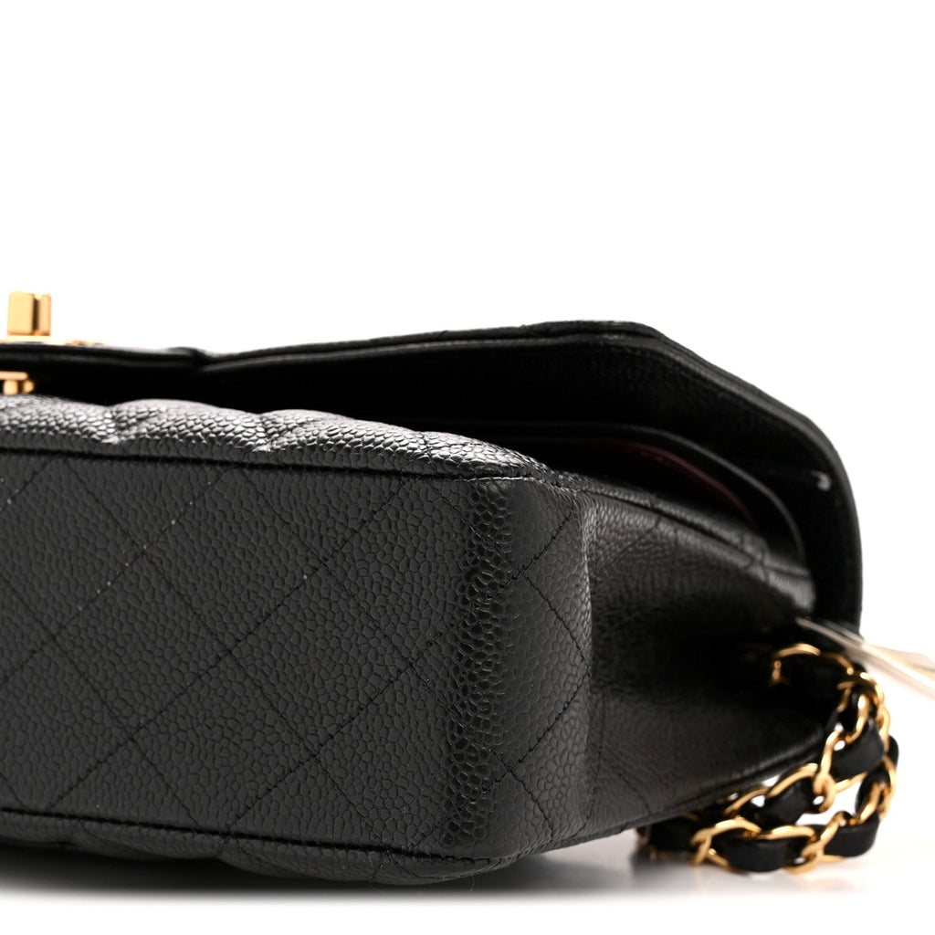 Caviar Quilted Medium Double Flap Black