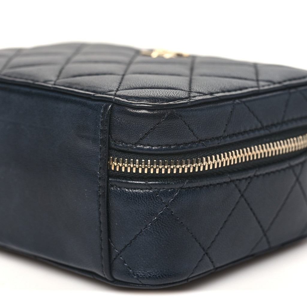 Lambskin Quilted Small Trendy CC Camera Case With Chain Navy