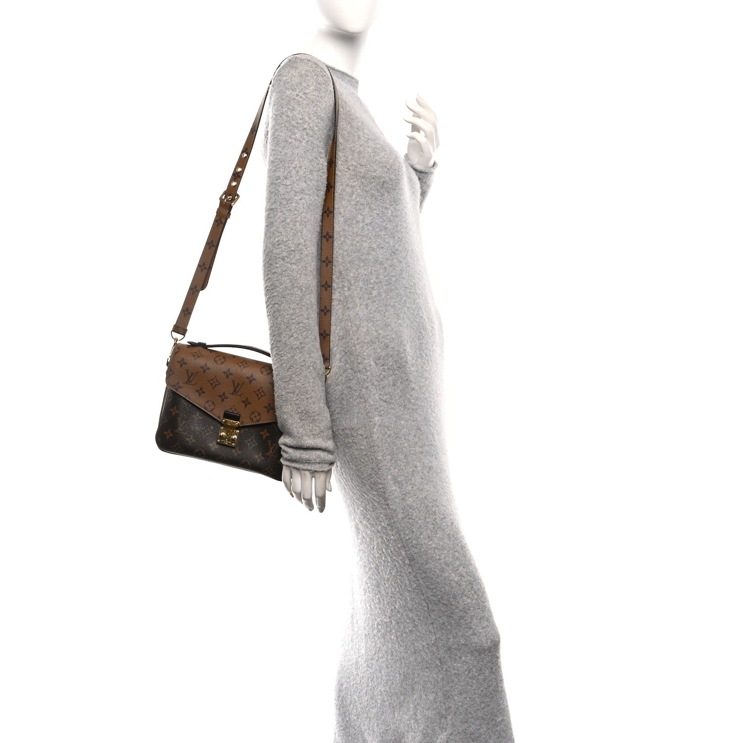 Reverse Monogram Pochette Metis