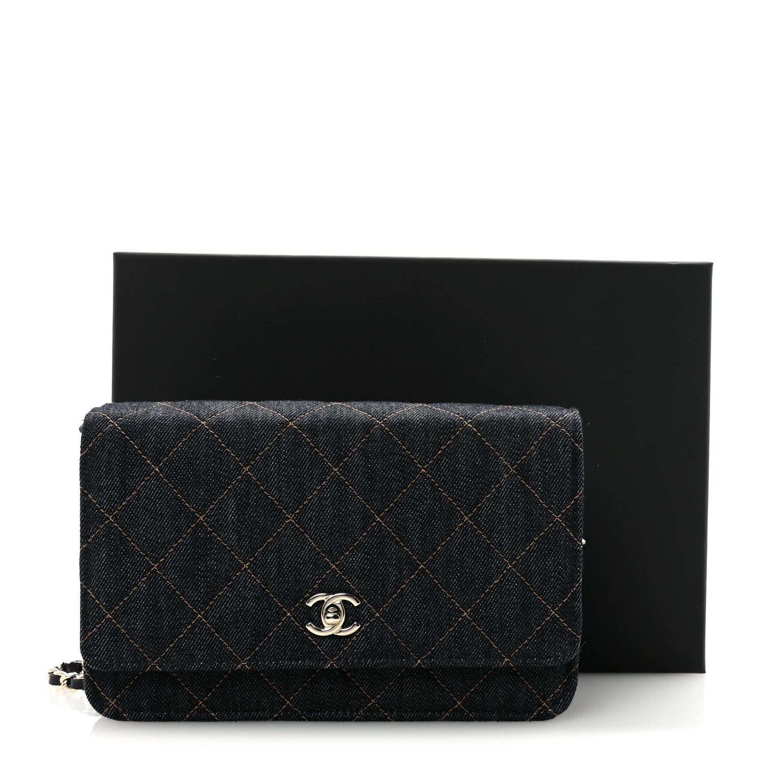 Denim Quilted CC Turnlock Wallet On Chain WOC Dark Blue Orange
