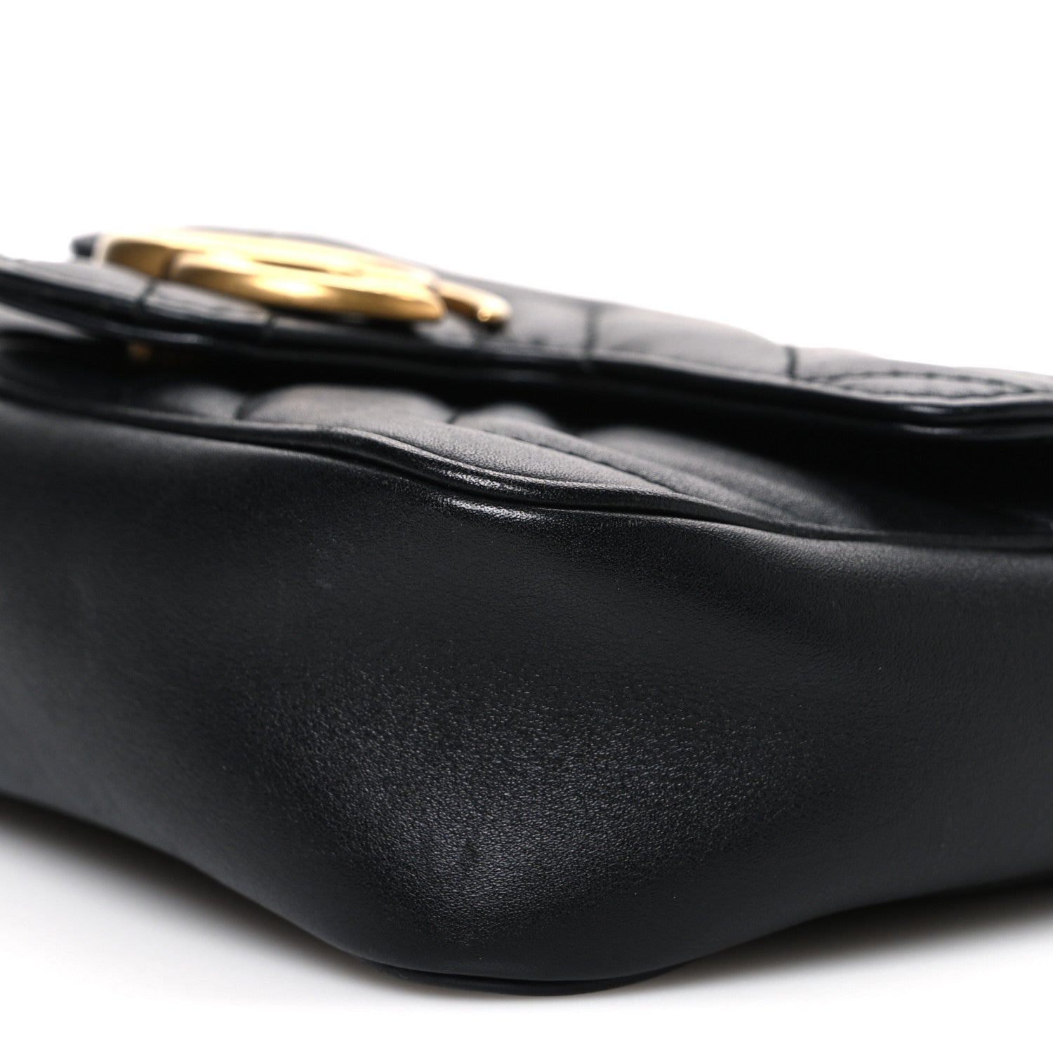 Calfskin Matelasse Super Mini GG Marmont Shoulder Bag Black