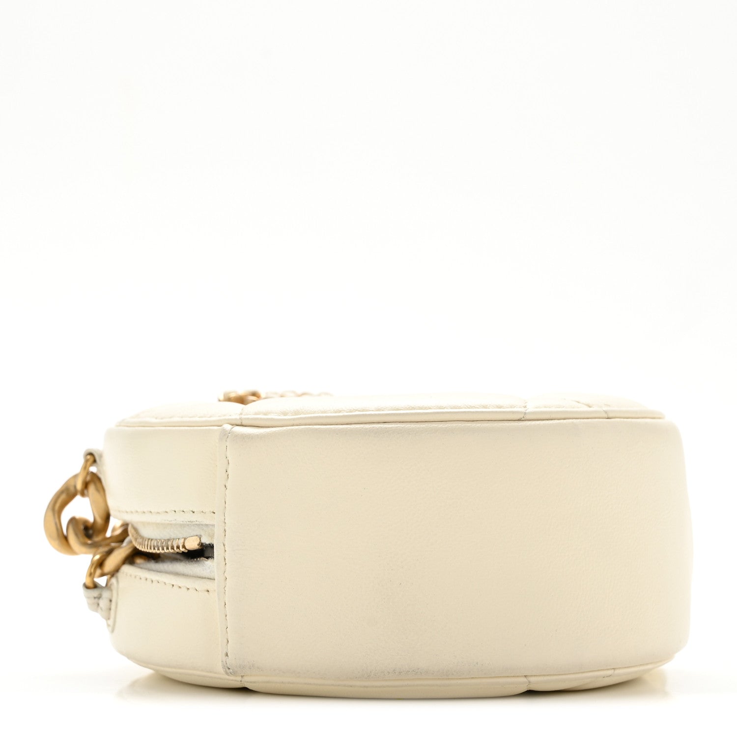 Lambskin Quilted Chanel 19 Round Clutch With Chain White