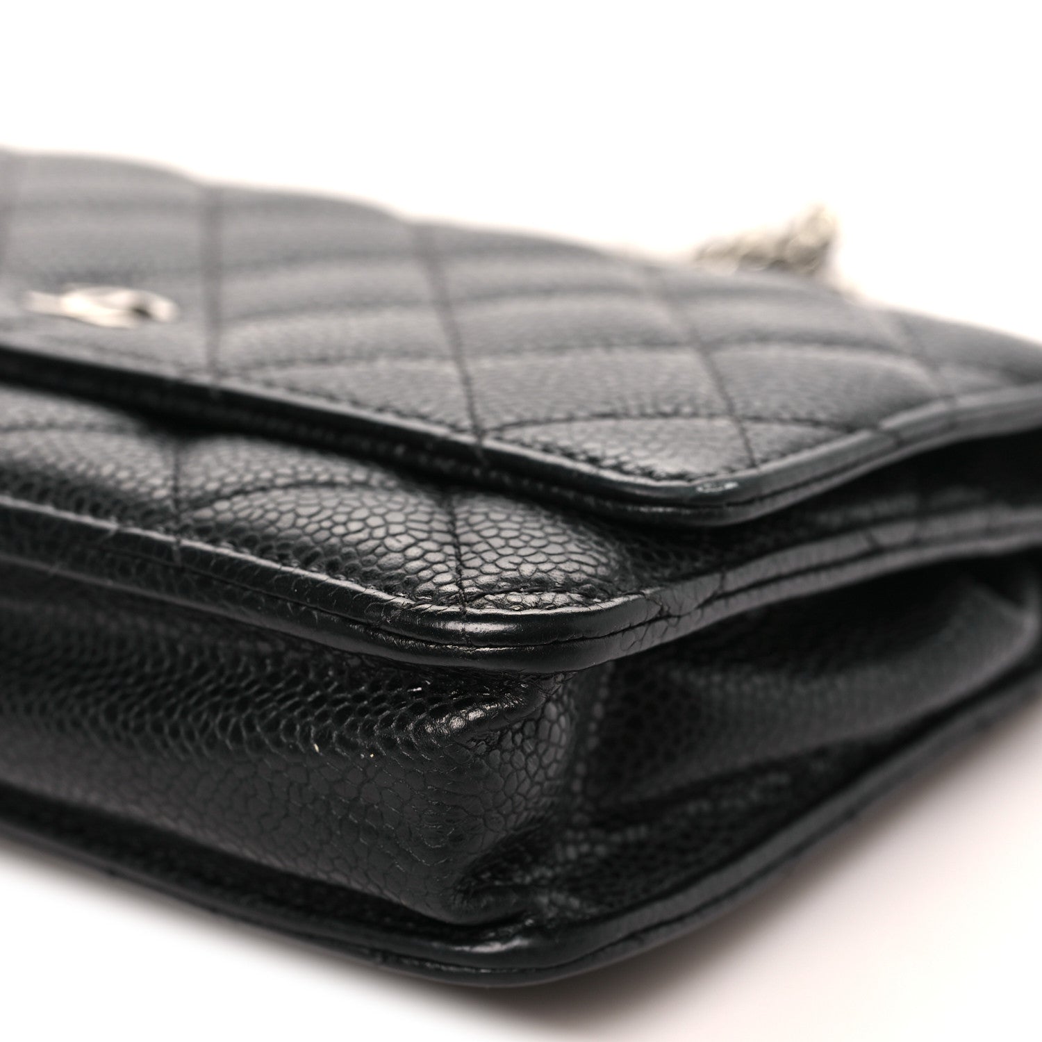 Caviar Quilted Wallet on Chain WOC Black