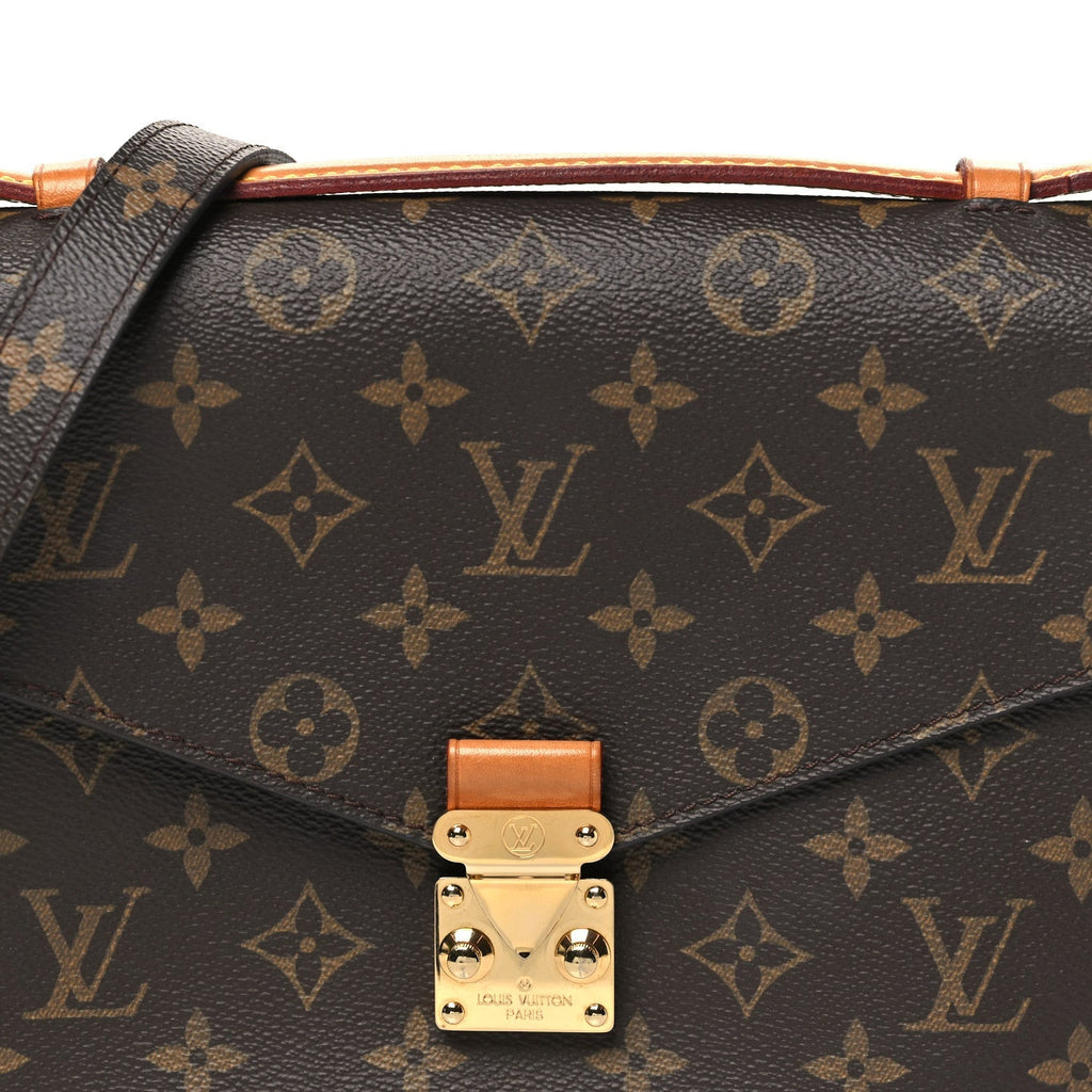 Monogram Pochette Metis