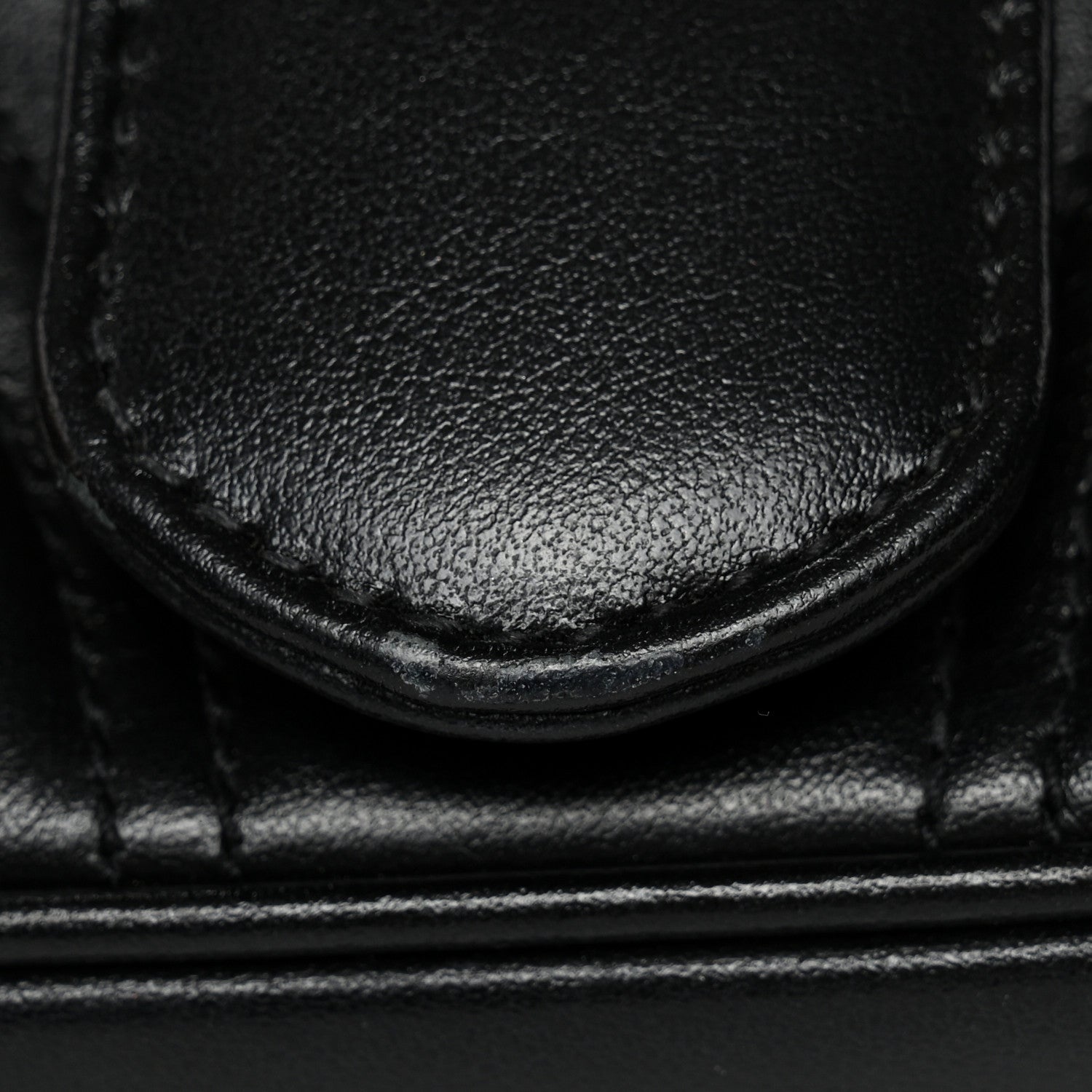Calfskin Matelasse Mini GG Marmont Shoulder Bag Black