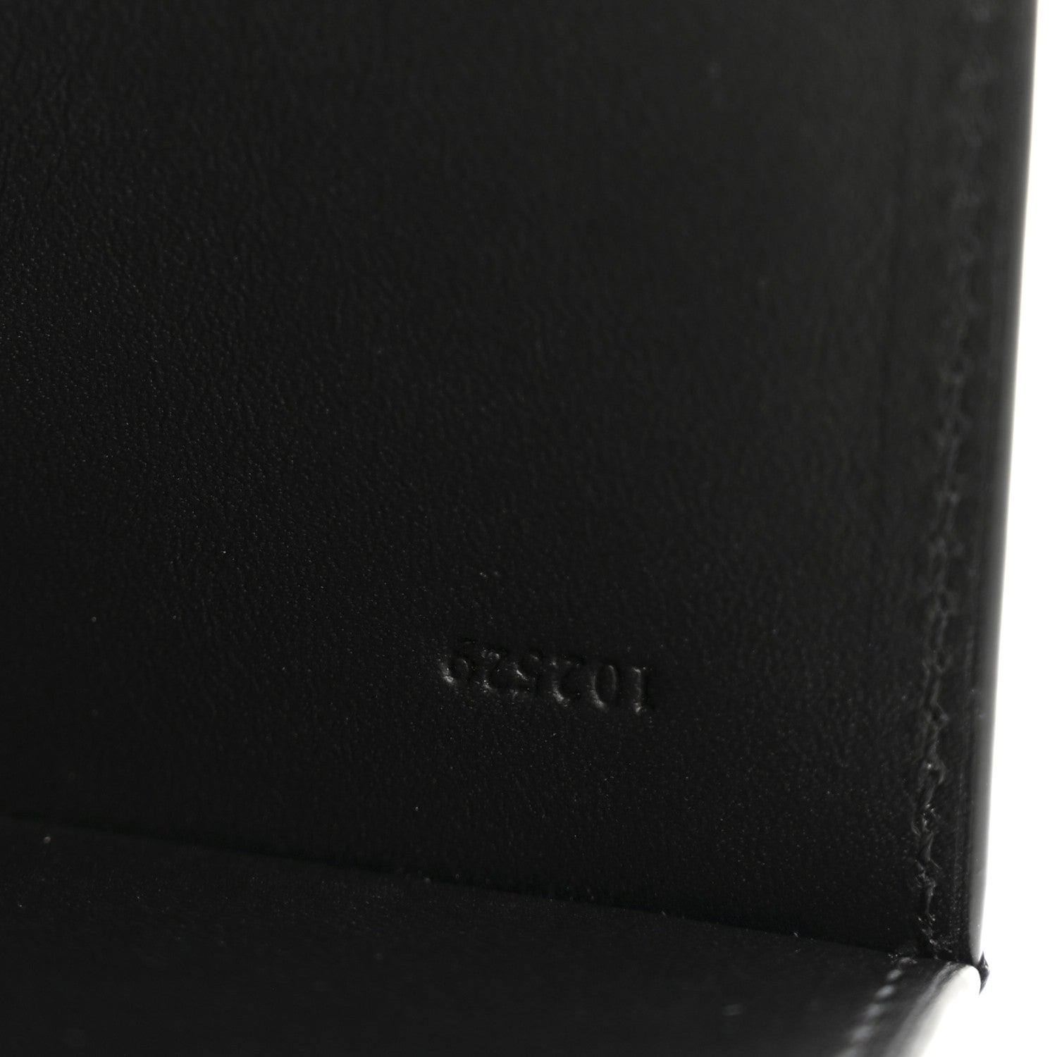 Textured Calfskin Plain Cardholder Black