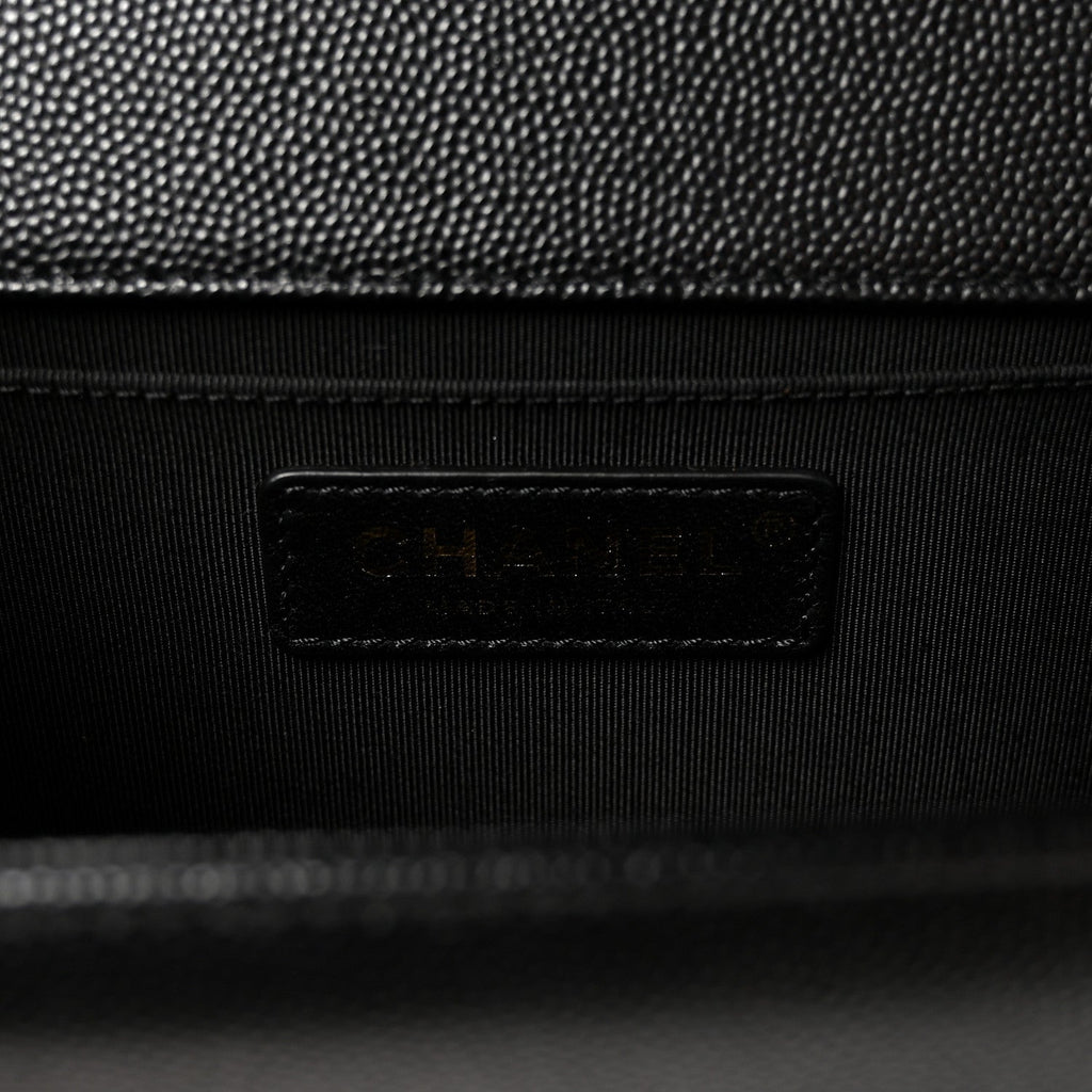 Caviar Quilted Medium Boy Flap Black