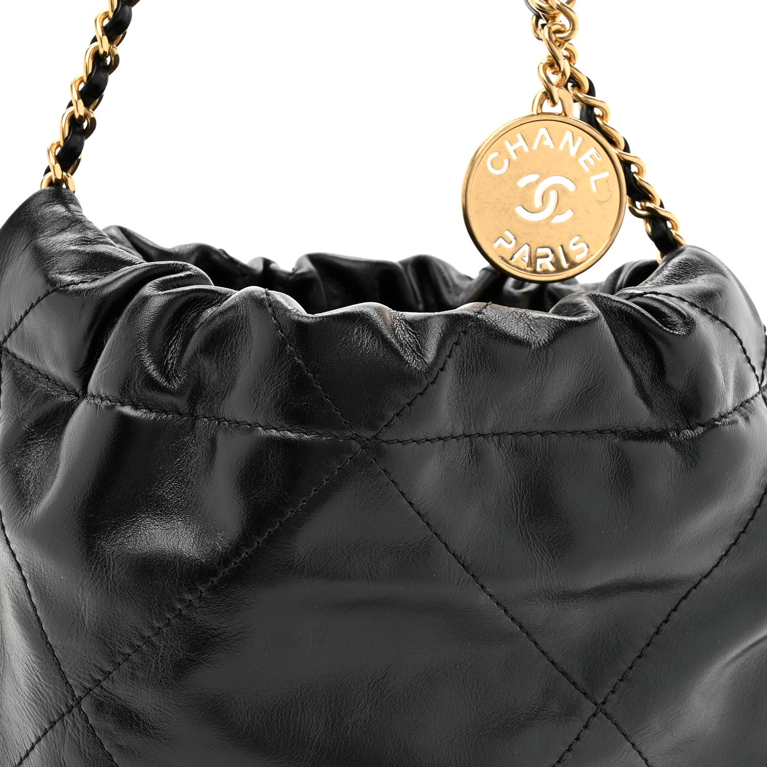 Shiny Calfskin Quilted Pearl CC Chain Mini Chanel 22 Black