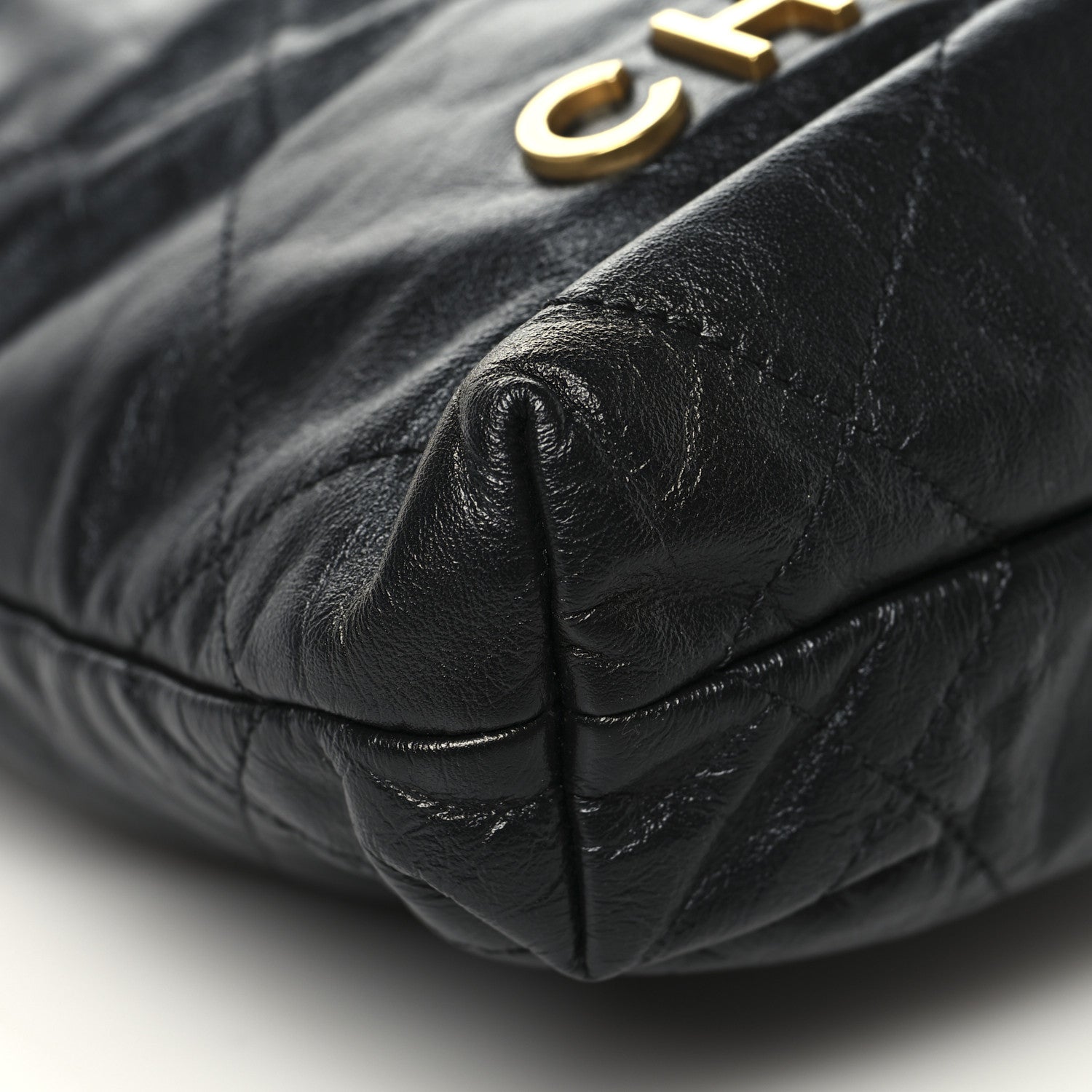 Shiny Calfskin Quilted Mini Chanel 22 Black