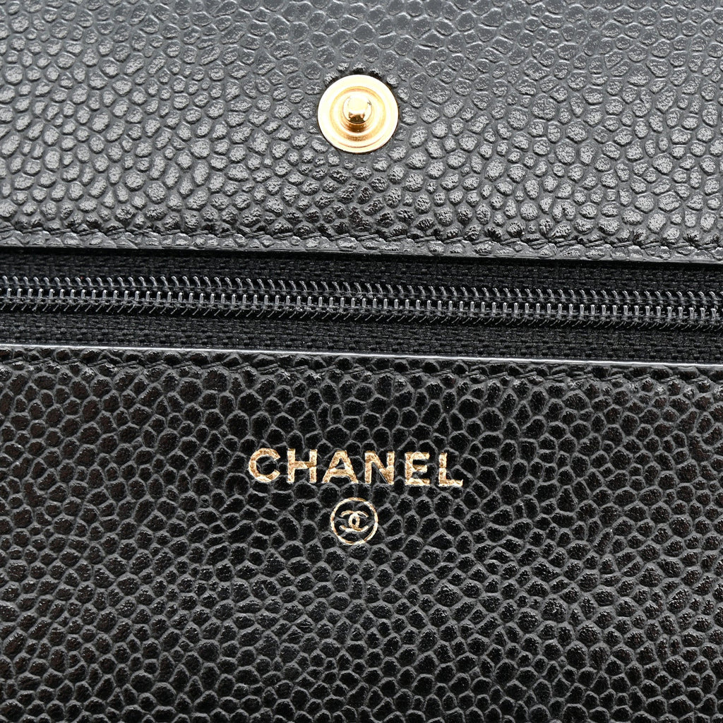 Caviar Quilted Wallet on Chain WOC Black