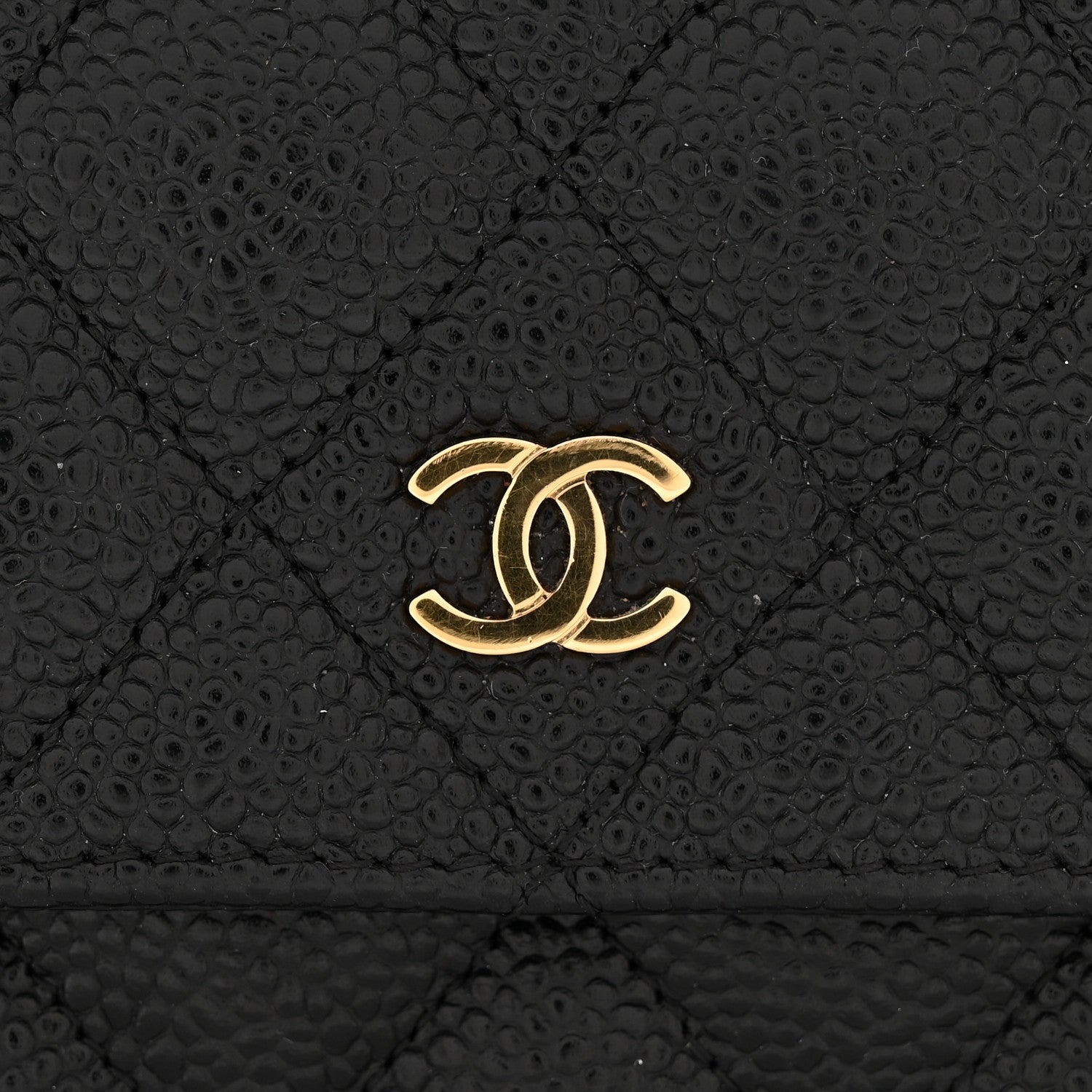 Caviar Quilted Wallet on Chain WOC Black