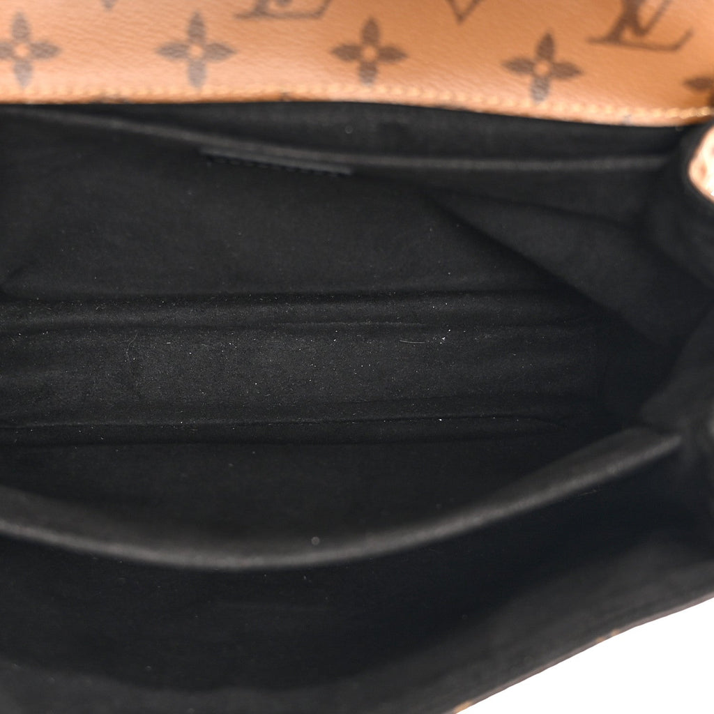 Reverse Monogram Pochette Metis