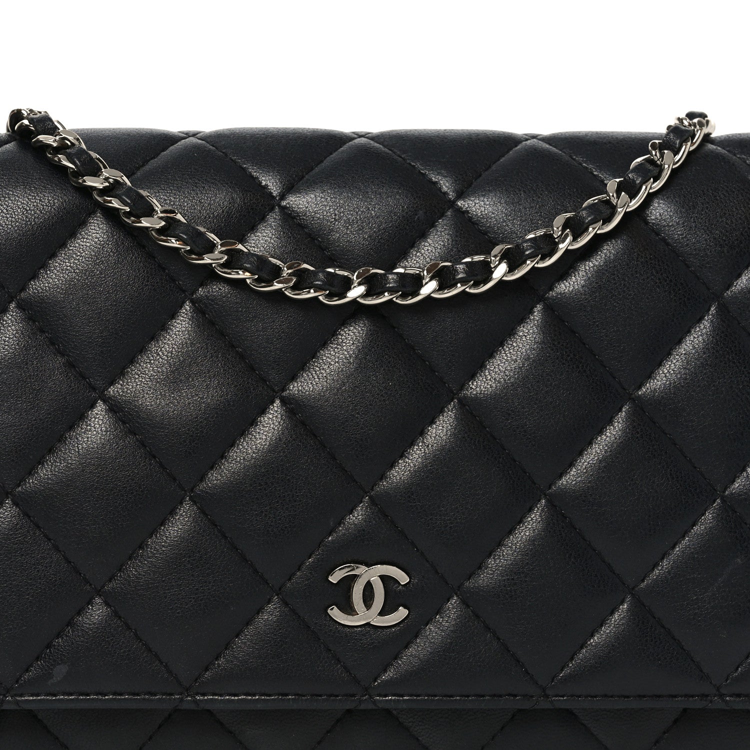 Lambskin Quilted Wallet On Chain WOC Black