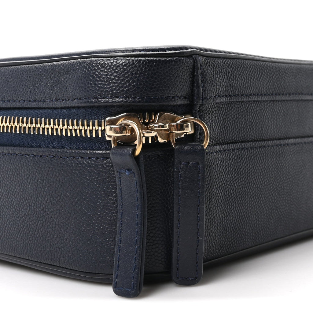 Caviar Quilted Medium CC Filigree Vanity Case Navy