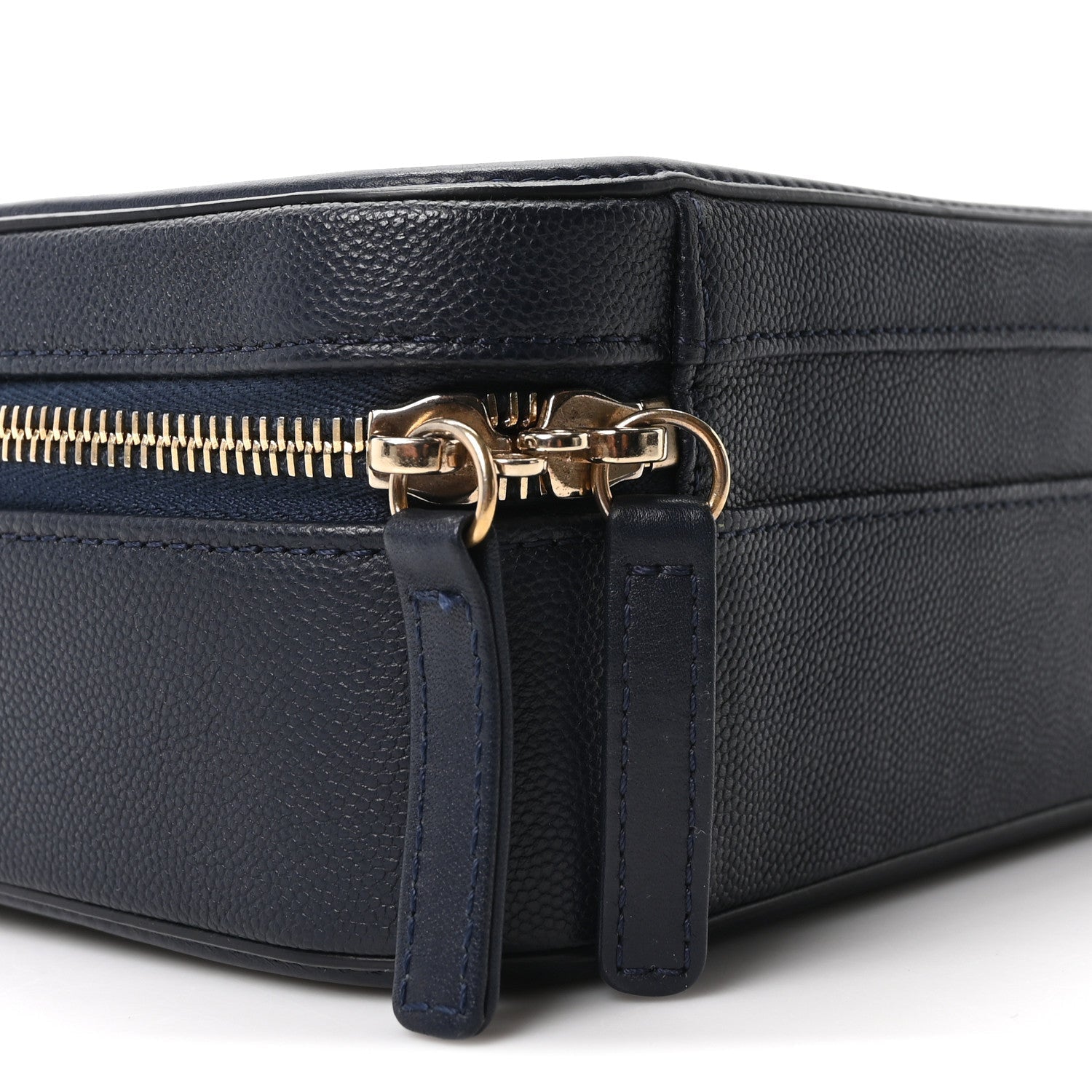 Caviar Quilted Medium CC Filigree Vanity Case Navy
