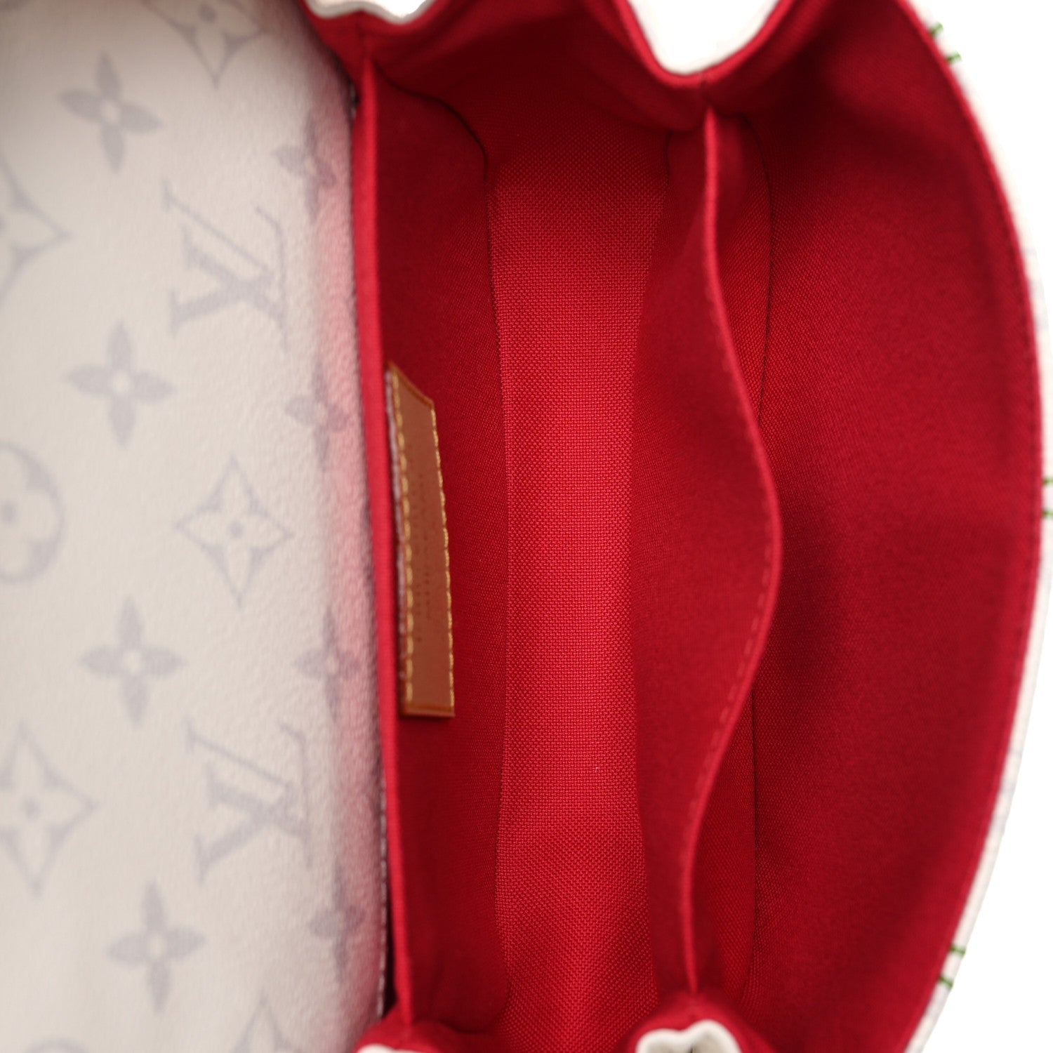 LV X TM Monogram Cerises Pochette Metis East West White