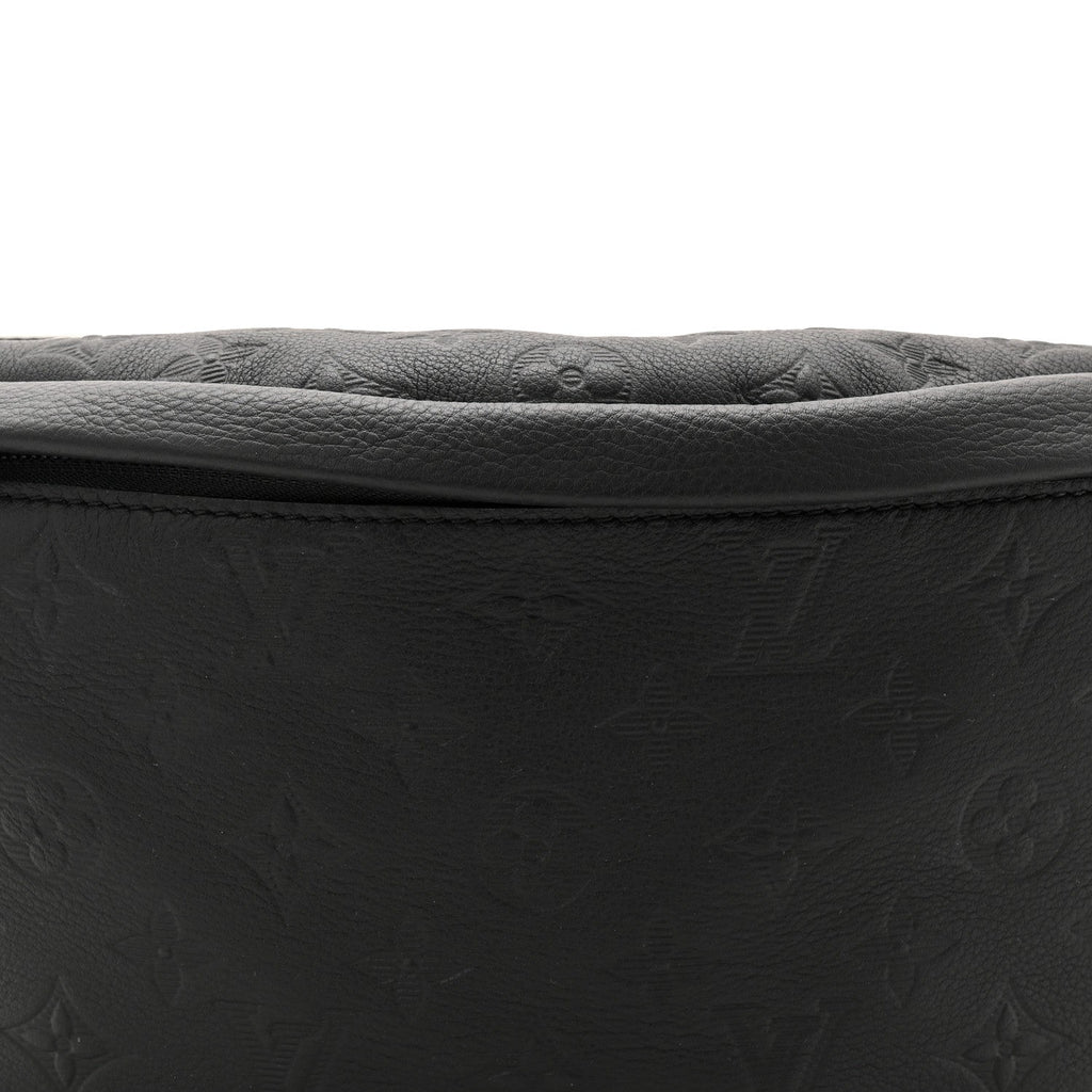 Calfskin Monogram Shadow Discovery Bumbag Black