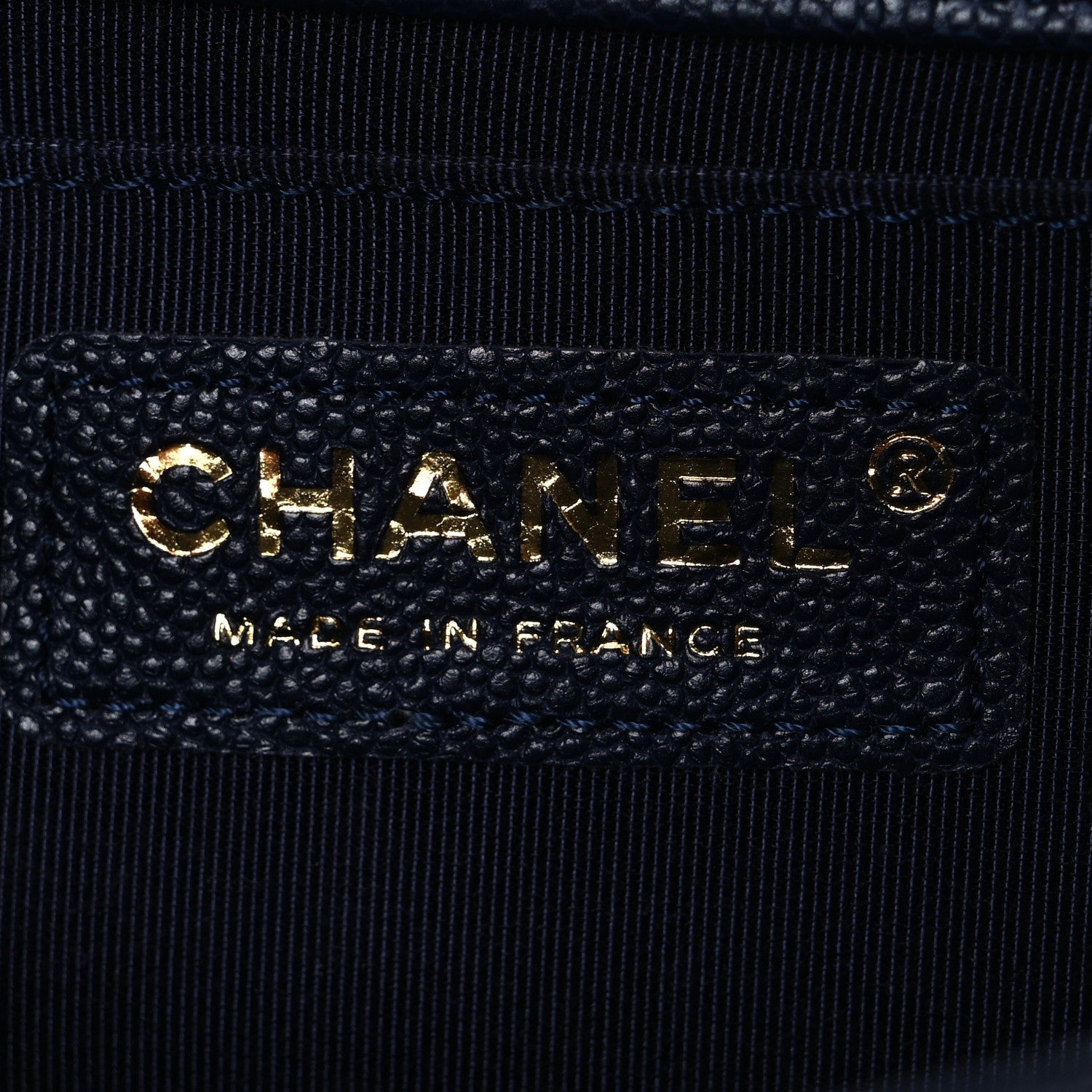 Caviar Quilted Medium Boy Flap Navy