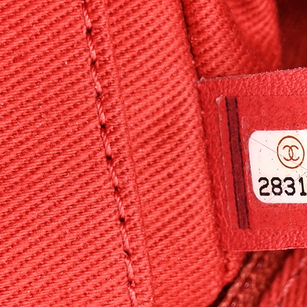 Caviar Quilted Small Business Affinity Flap Red