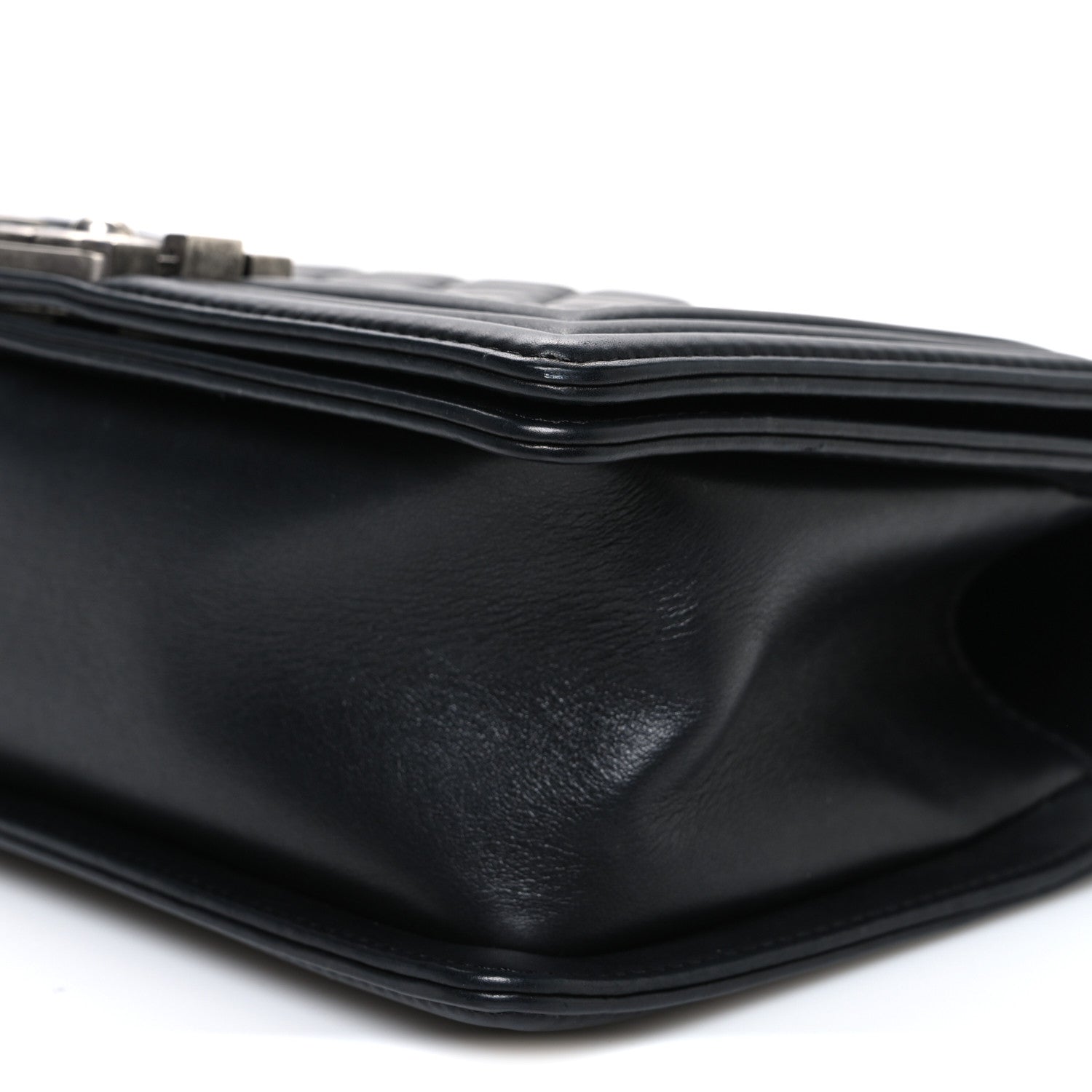 Lambskin Quilted Medium Boy Flap Black