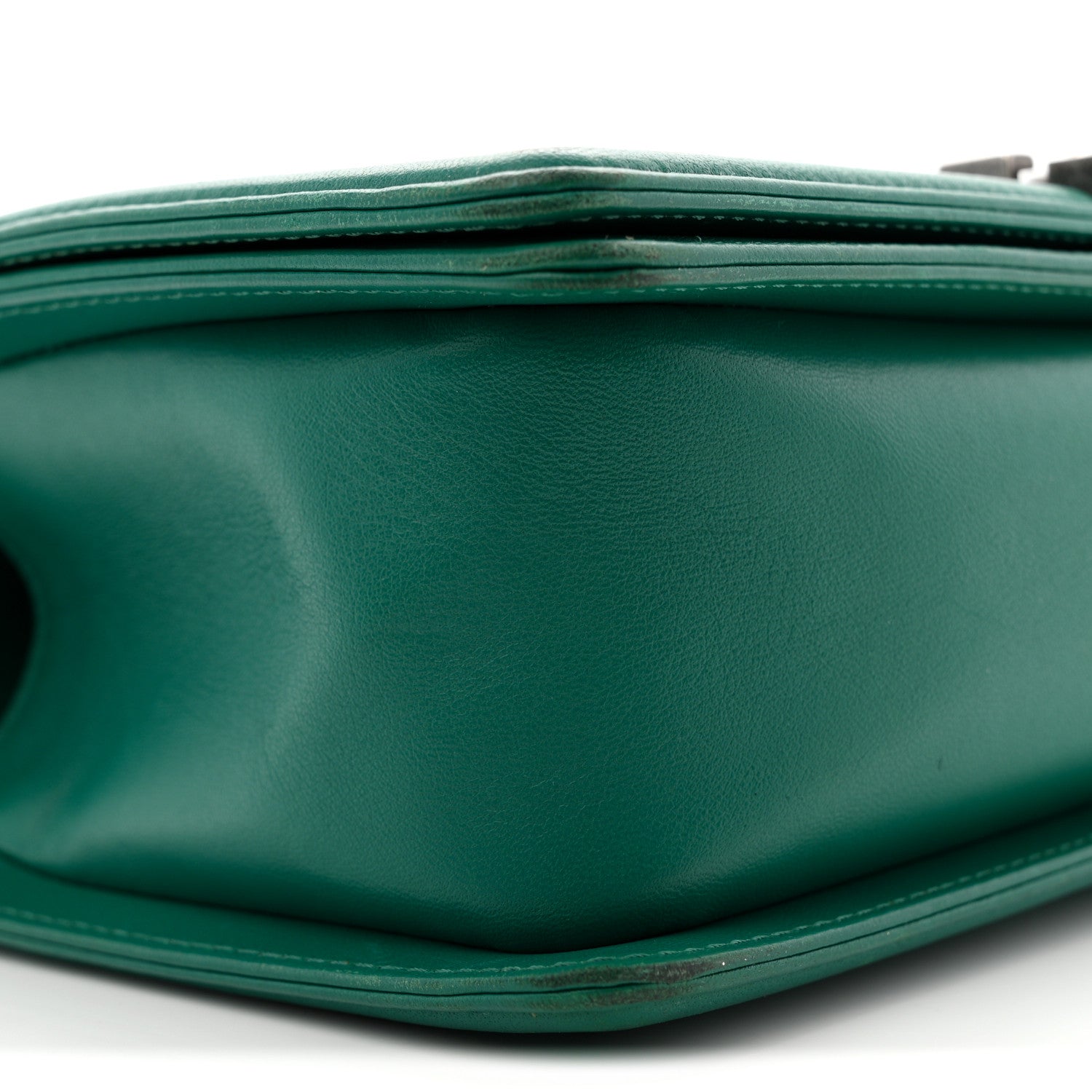 Lambskin Quilted Medium Boy Flap Green