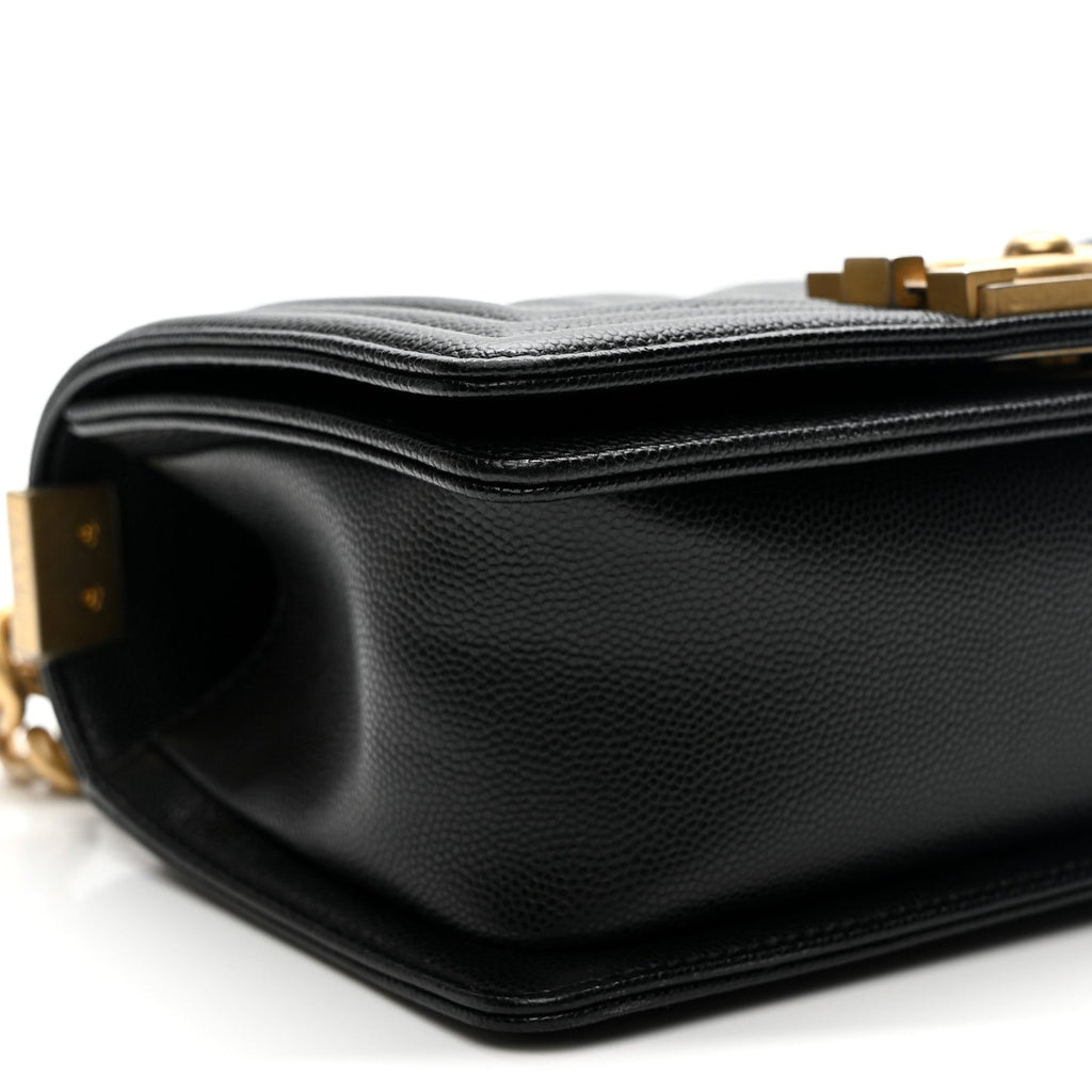 Caviar Quilted Small Boy Flap Black