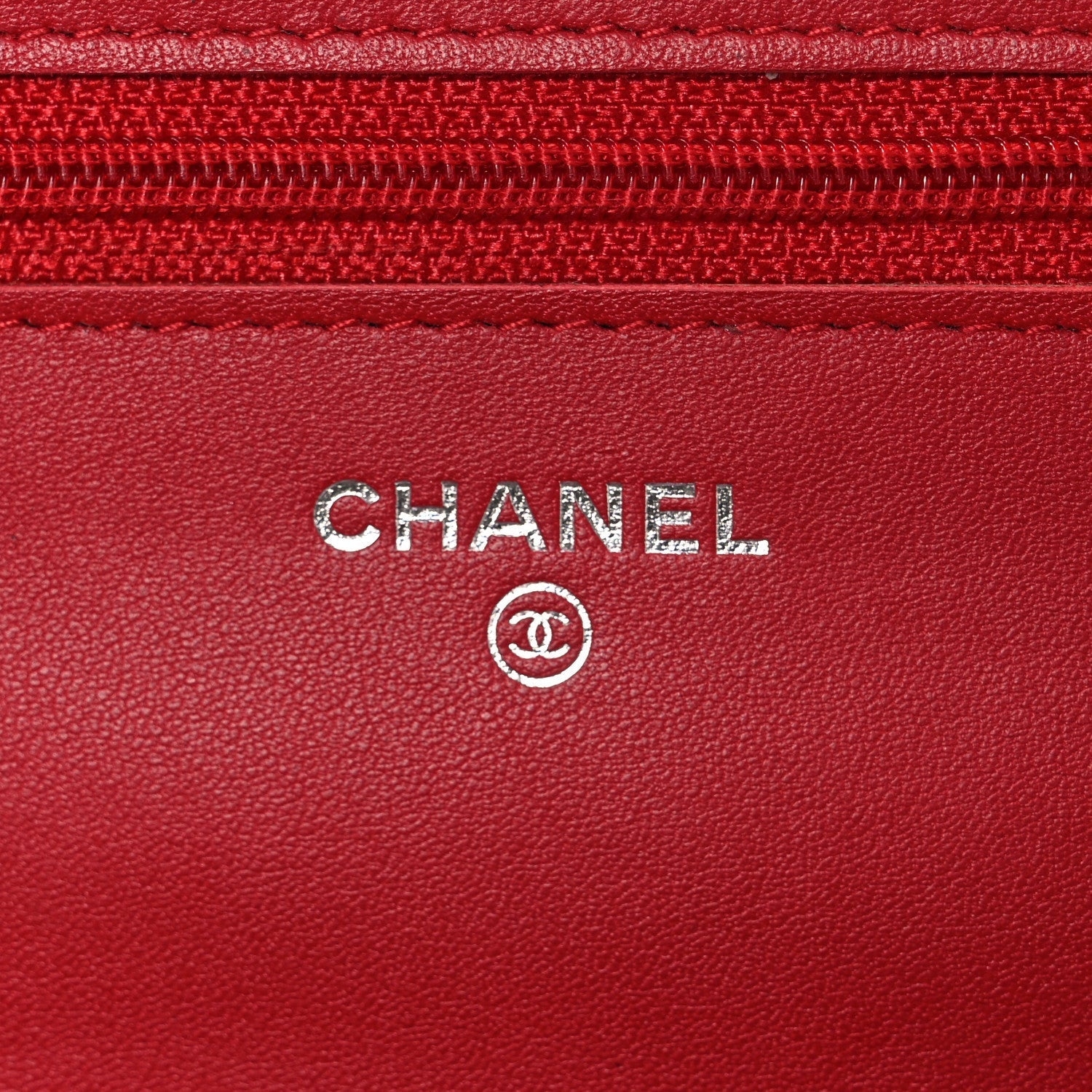 Caviar Timeless CC Wallet on Chain WOC Red