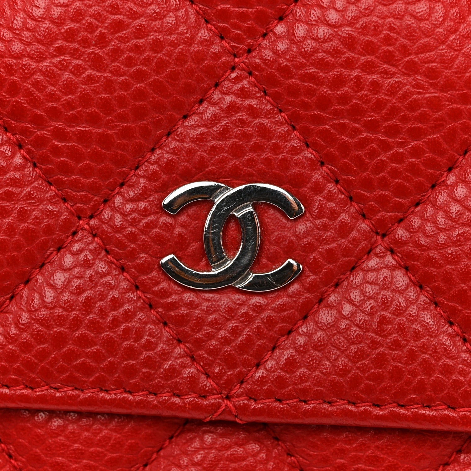 Caviar Quilted Wallet on Chain WOC Red