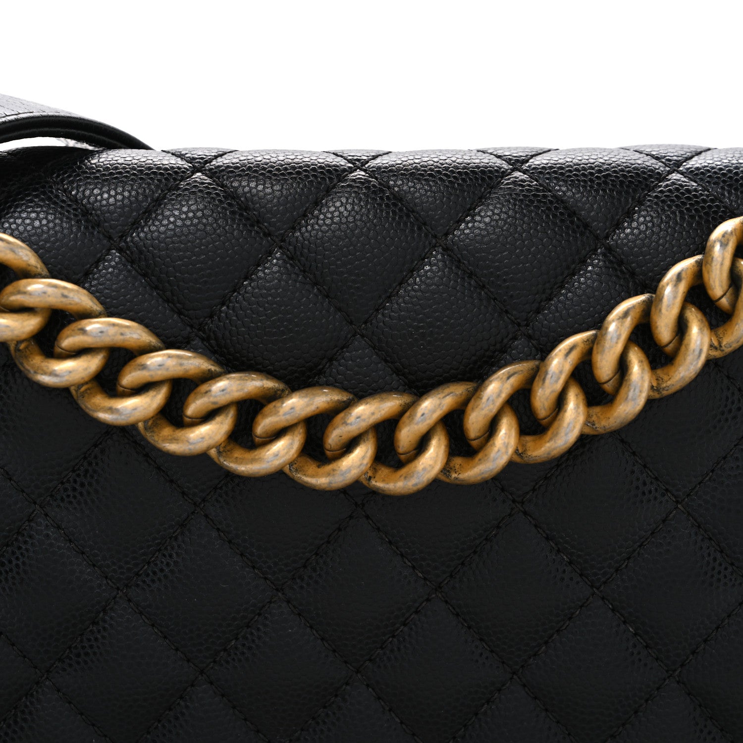 Caviar Quilted Medium Boy Flap Black