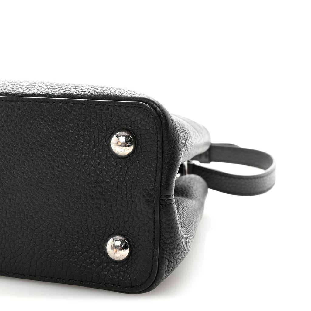 Taurillon Capucines PM Black