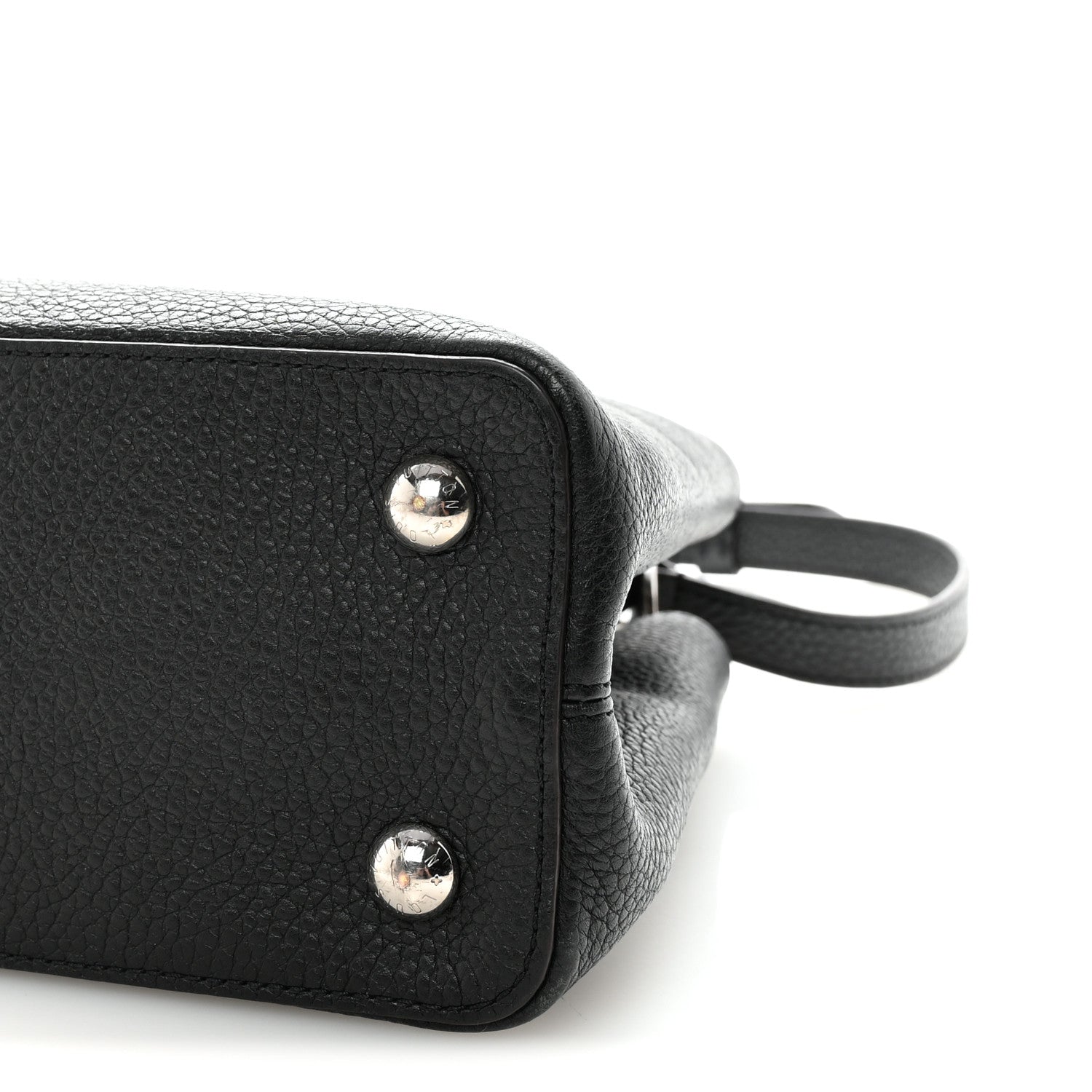 Taurillon Capucines PM Black