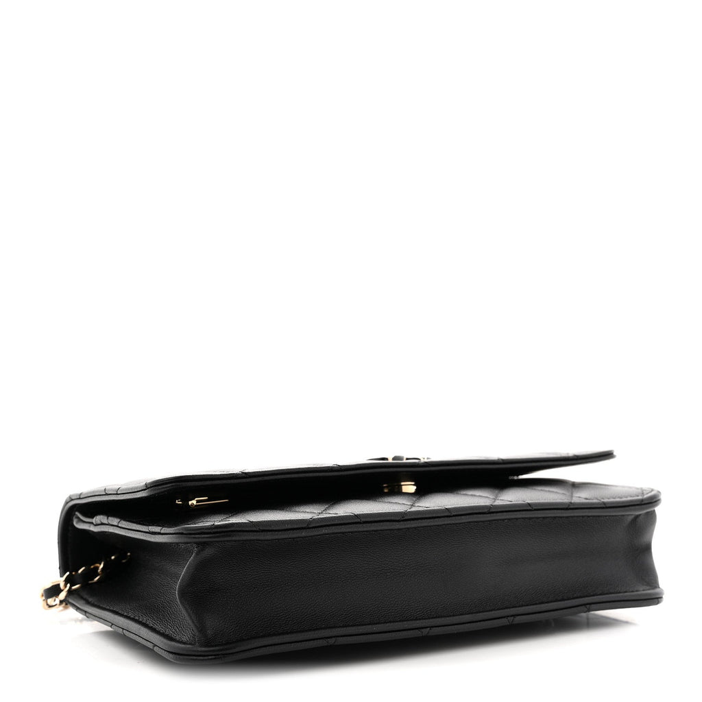 Lambskin Quilted Enamel CC Wallet On Chain WOC Black