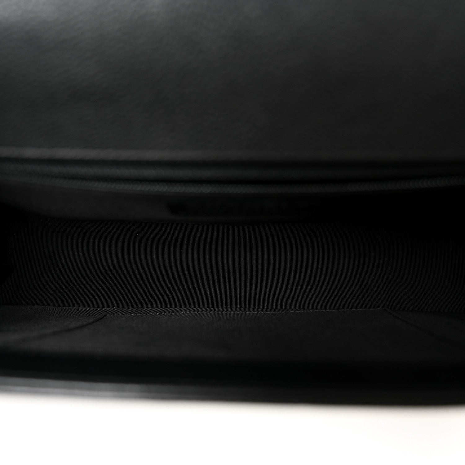Grained Calfskin Quilted New Medium Boy Flap Black
