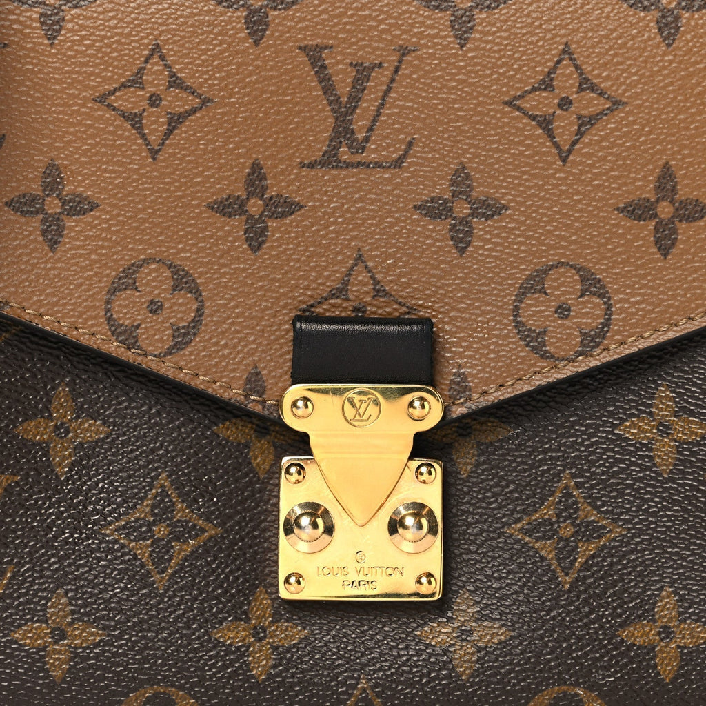 Reverse Monogram Pochette Metis