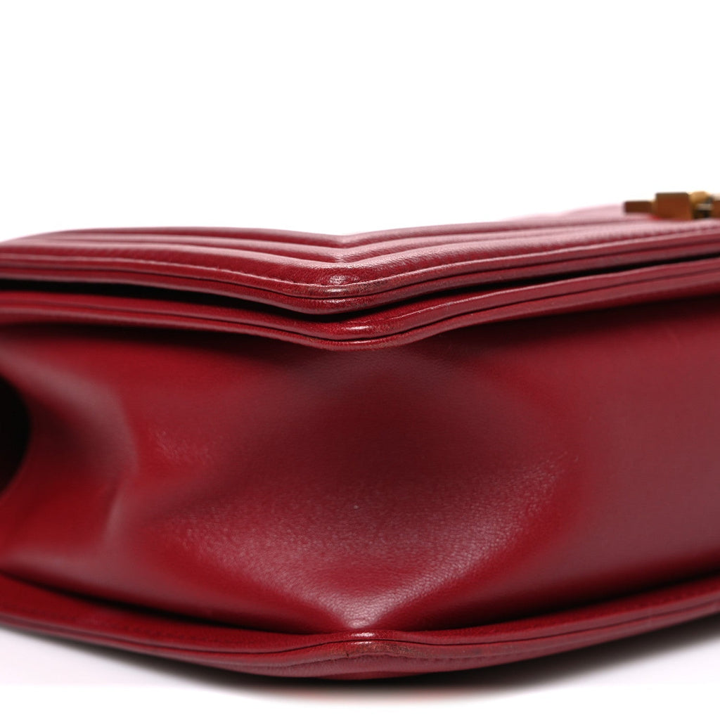 Lambskin Quilted New Medium Boy Flap Red