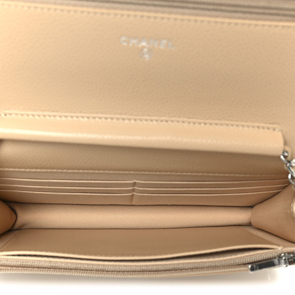 Caviar Quilted Wallet on Chain WOC Beige