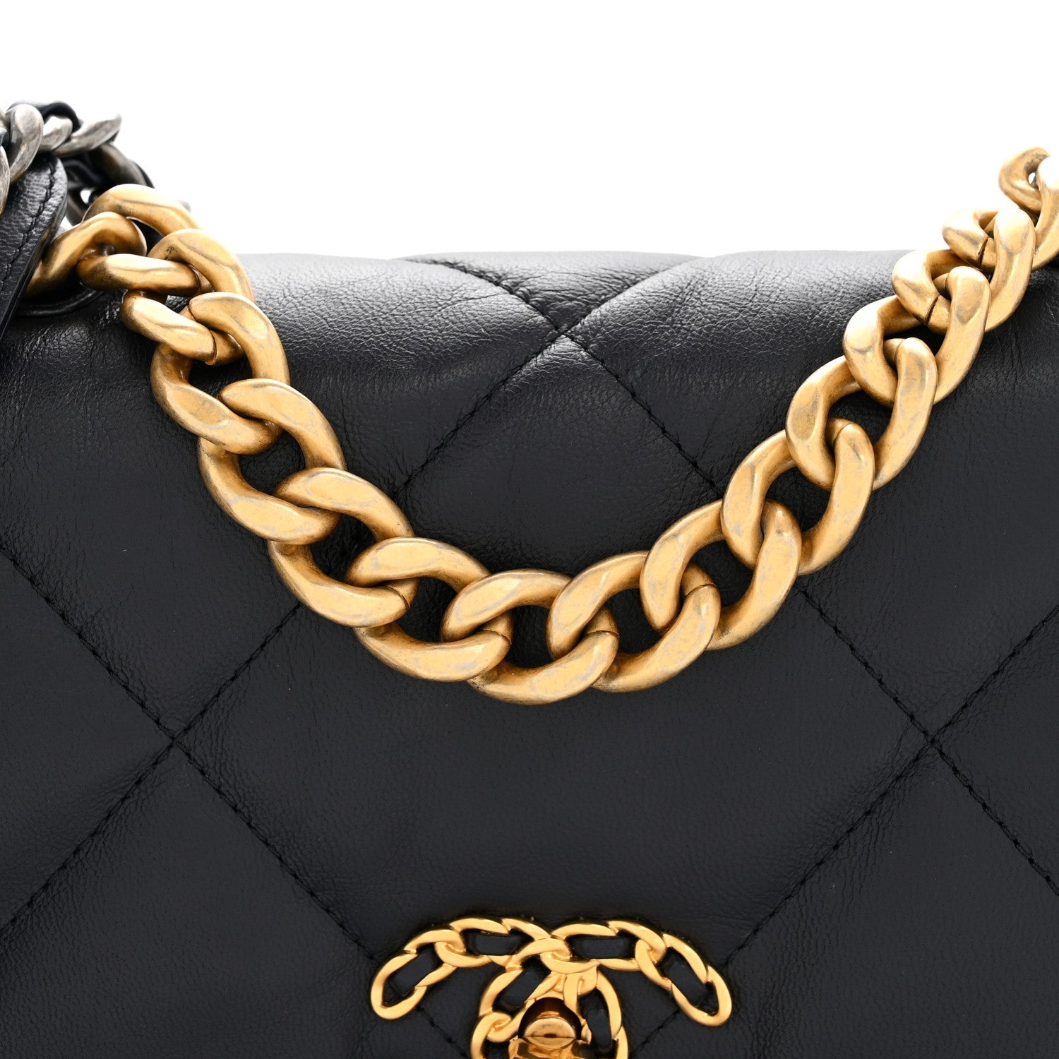 Goatskin Quilted Medium Chanel 19 Flap Navy Blue