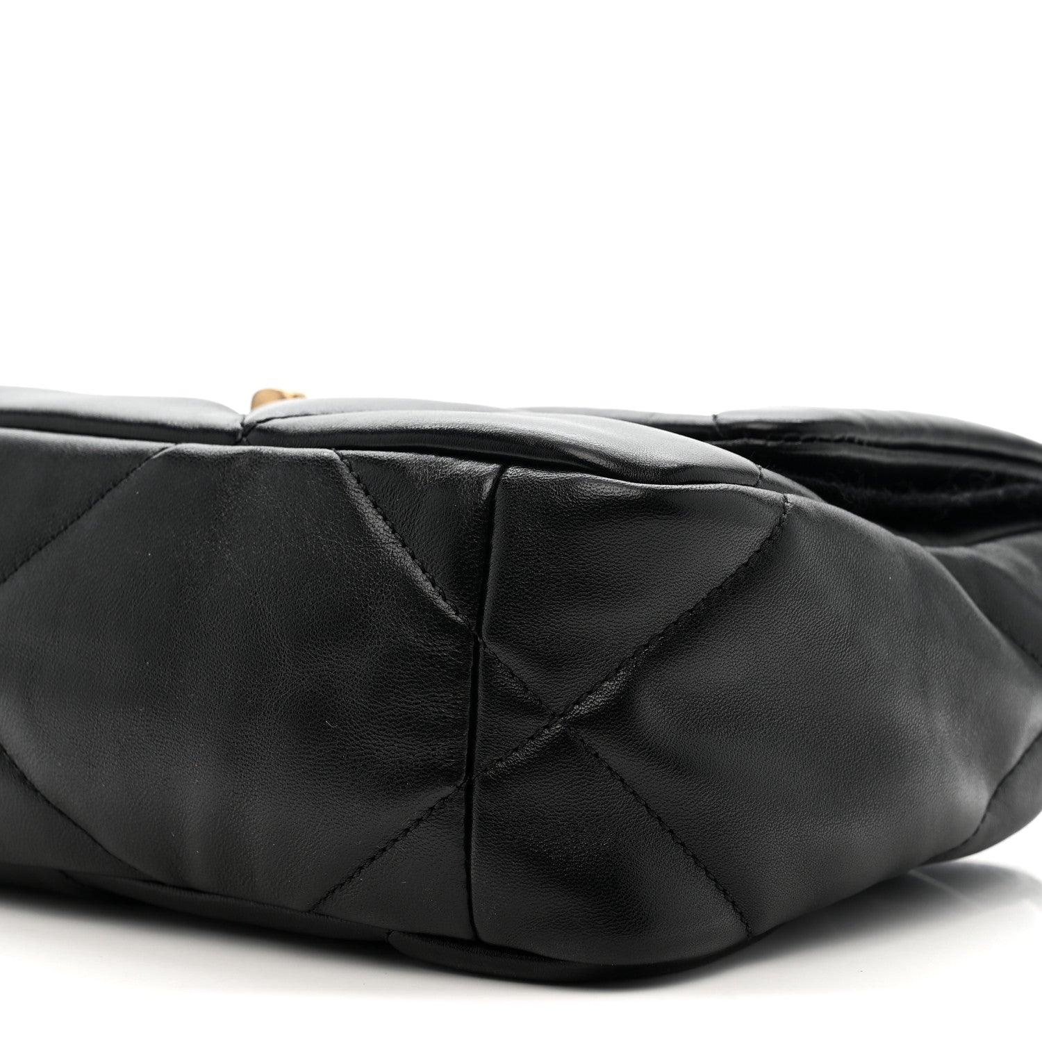 Lambskin Quilted Medium Chanel 19 Flap Black