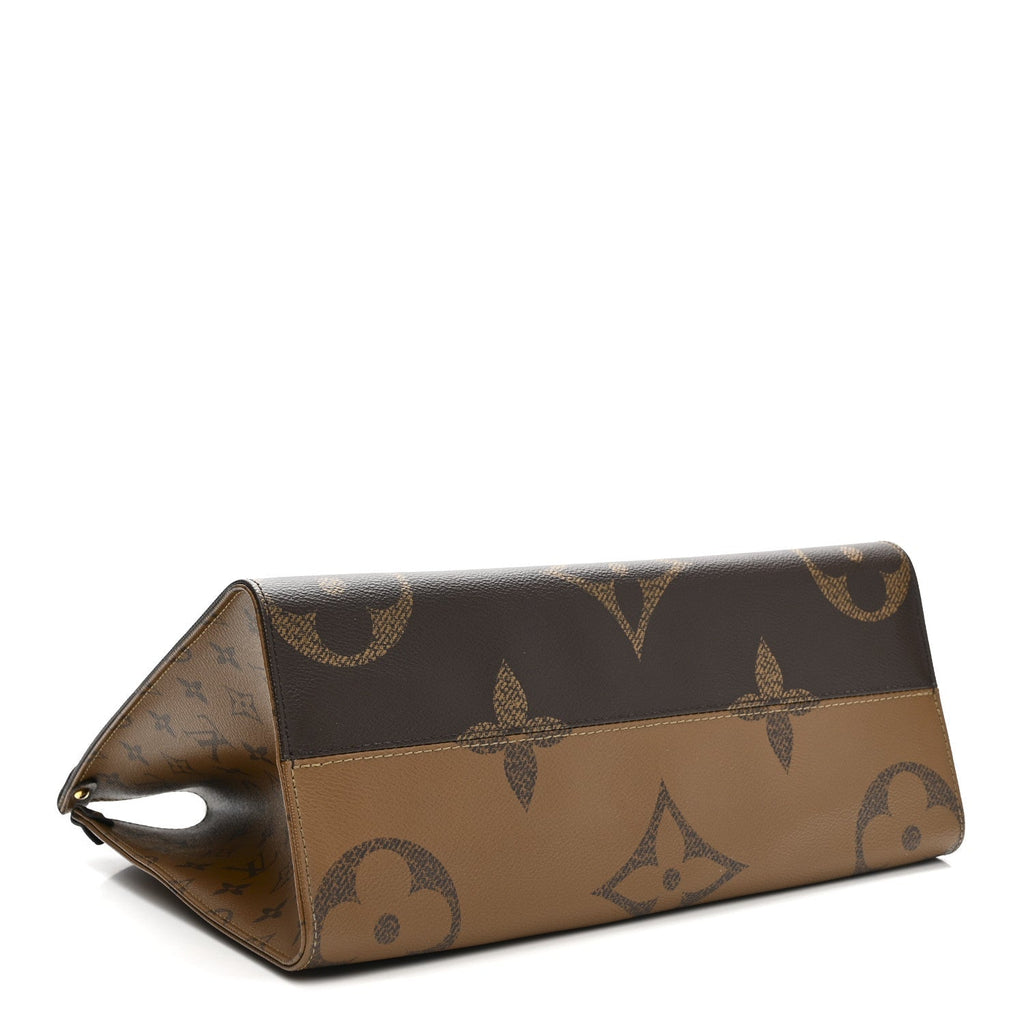 Reverse Monogram Giant Onthego MM